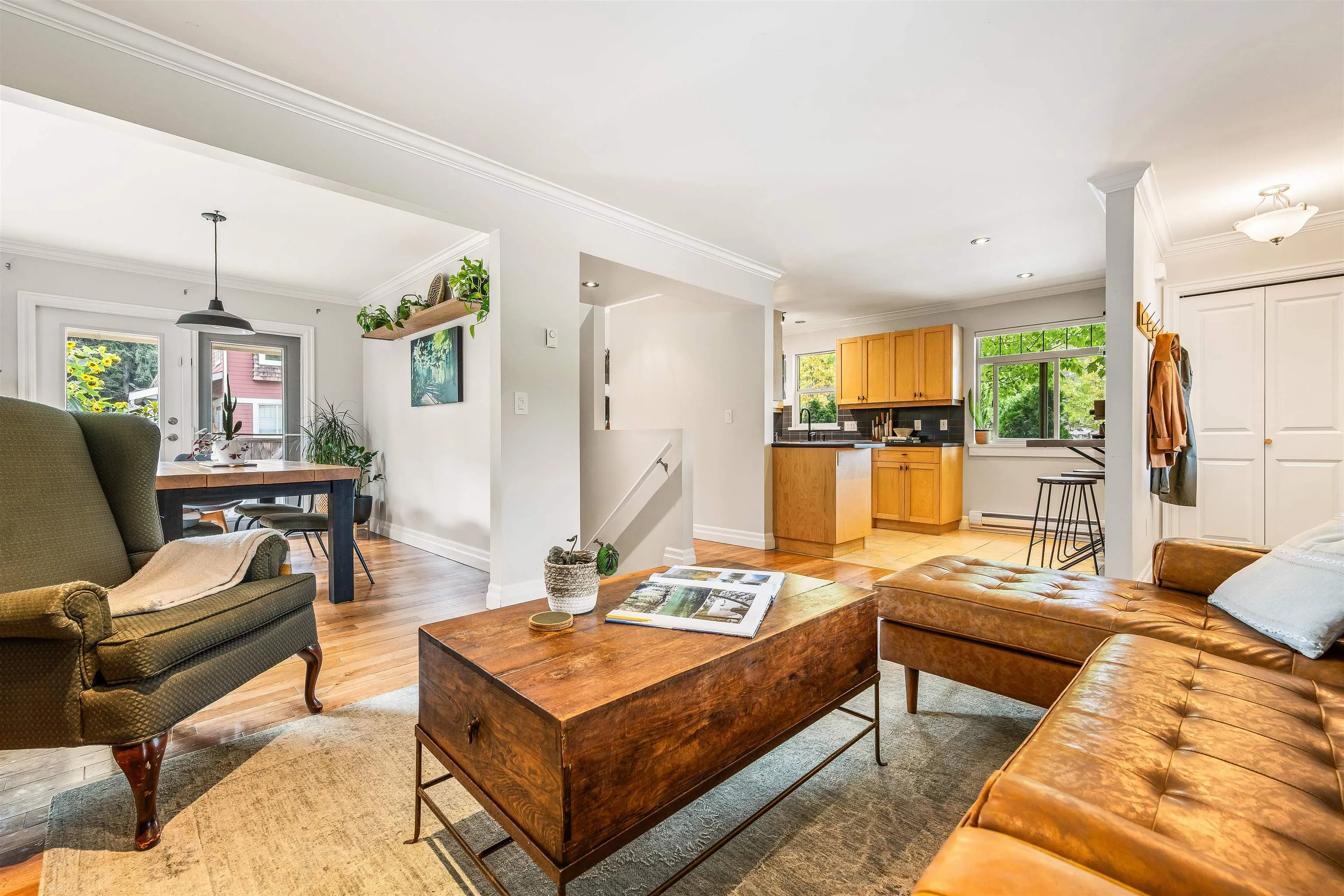 5909 Cowichan Street