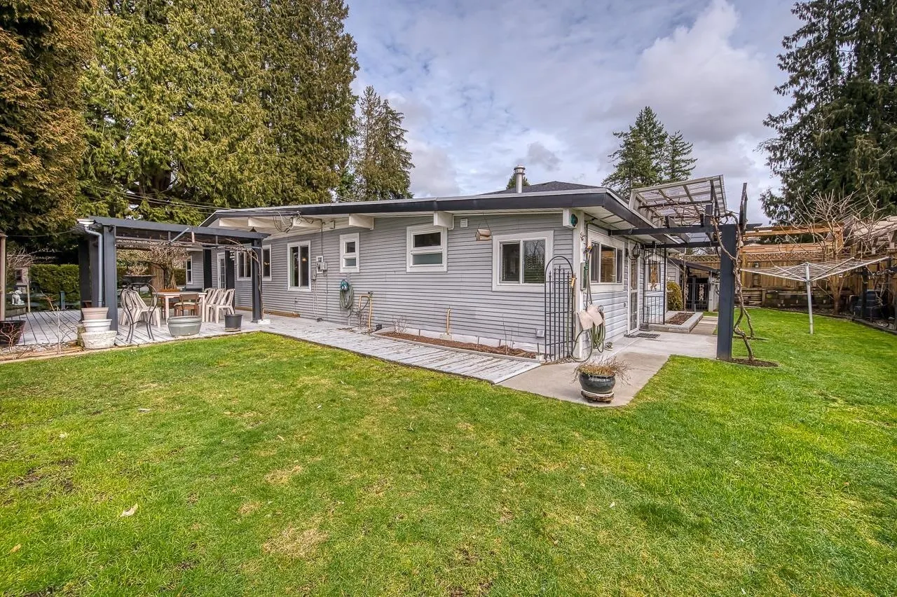20712 River Road