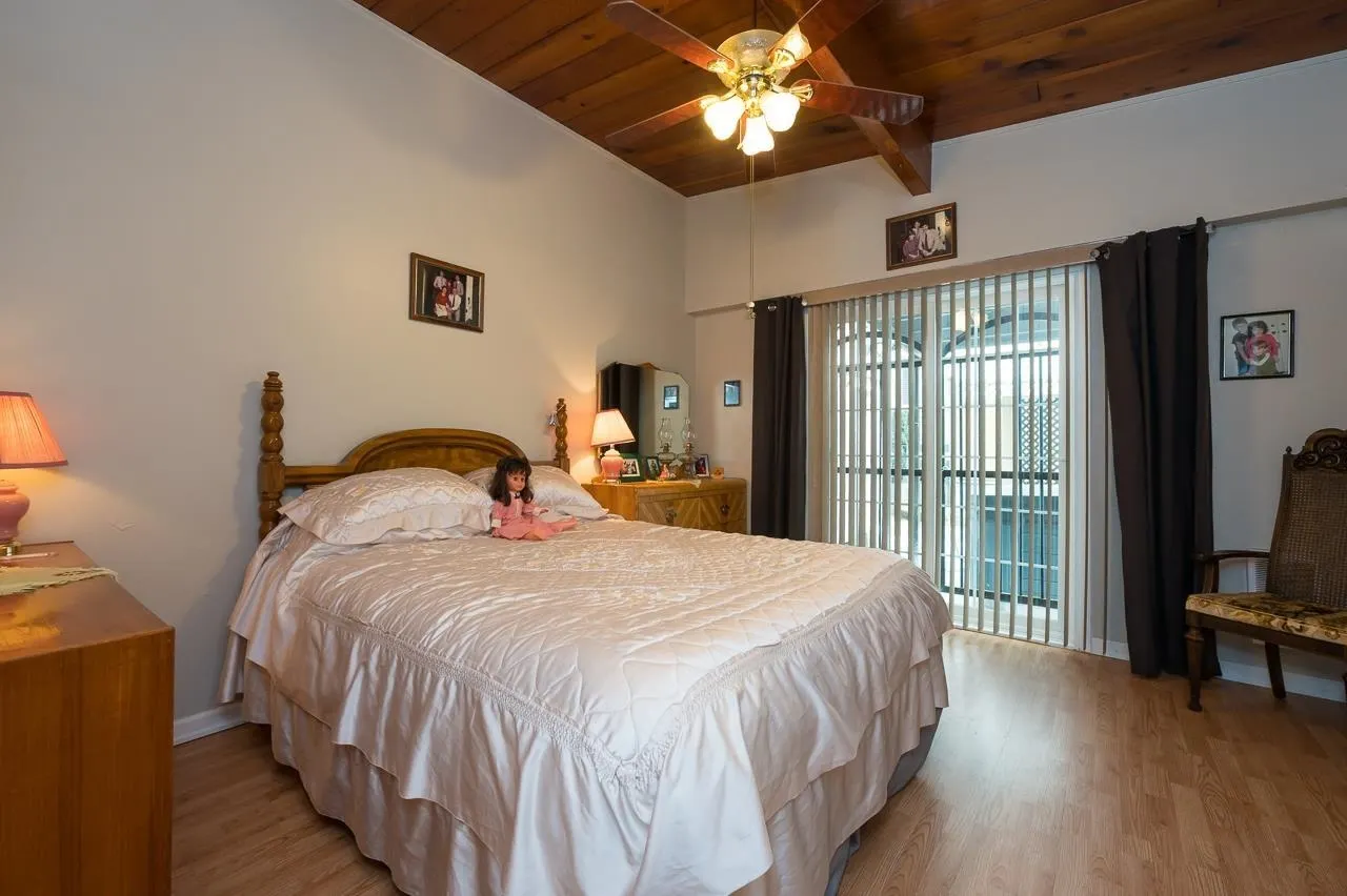20712 River Road