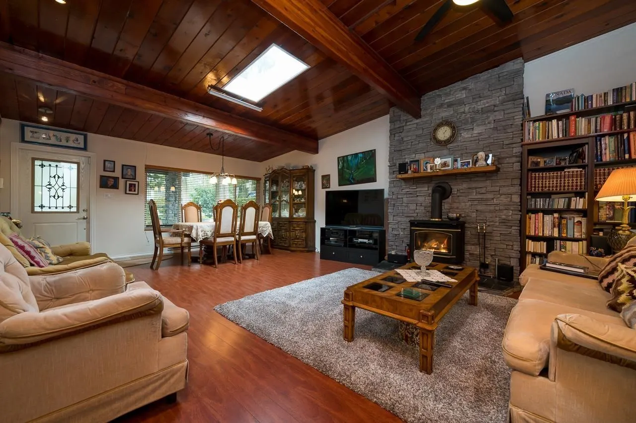20712 River Road