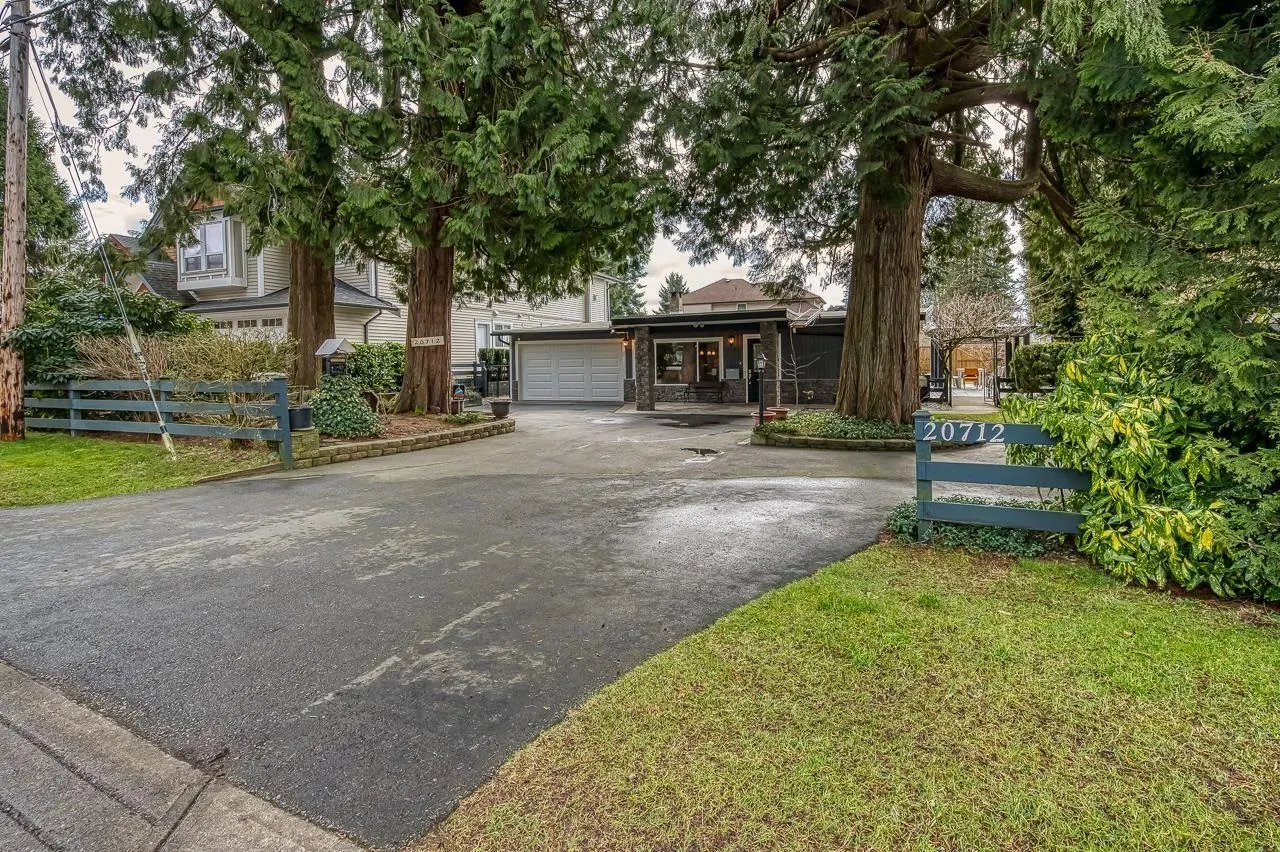 20712 River Road