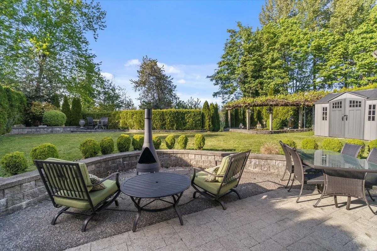 10413 Tamarack Crescent