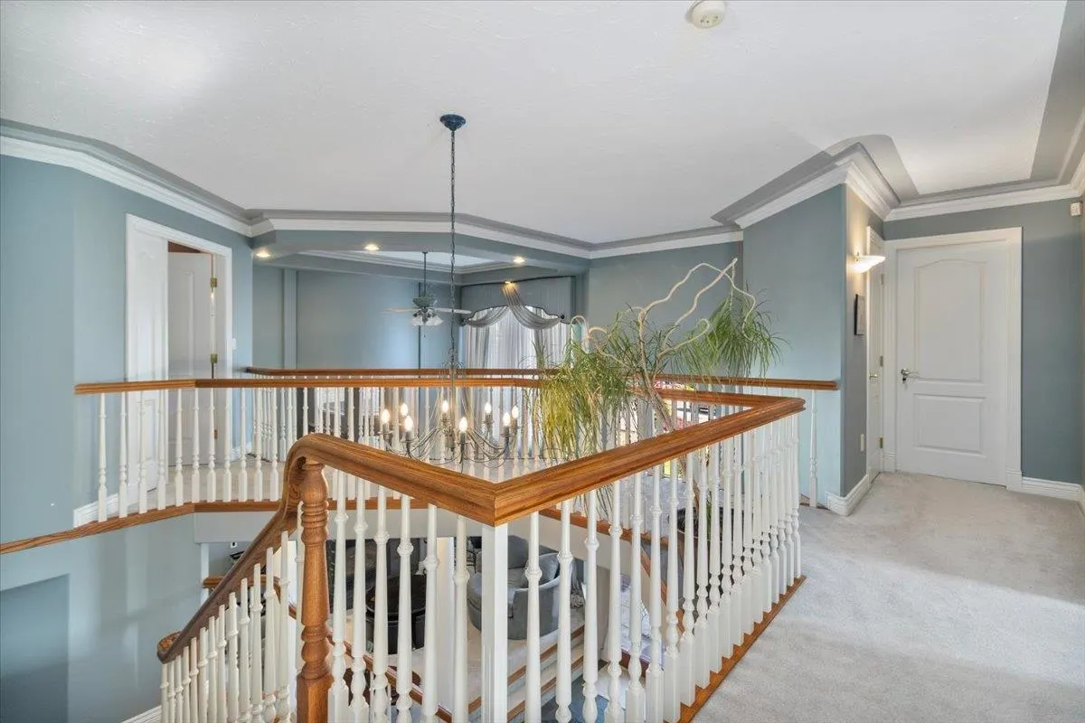 10413 Tamarack Crescent