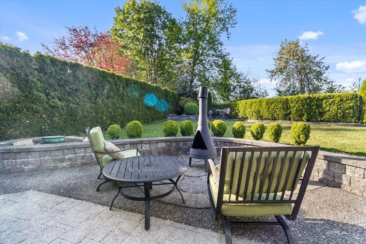10413 Tamarack Crescent