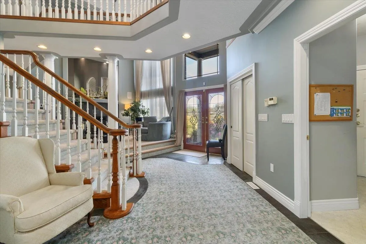 10413 Tamarack Crescent