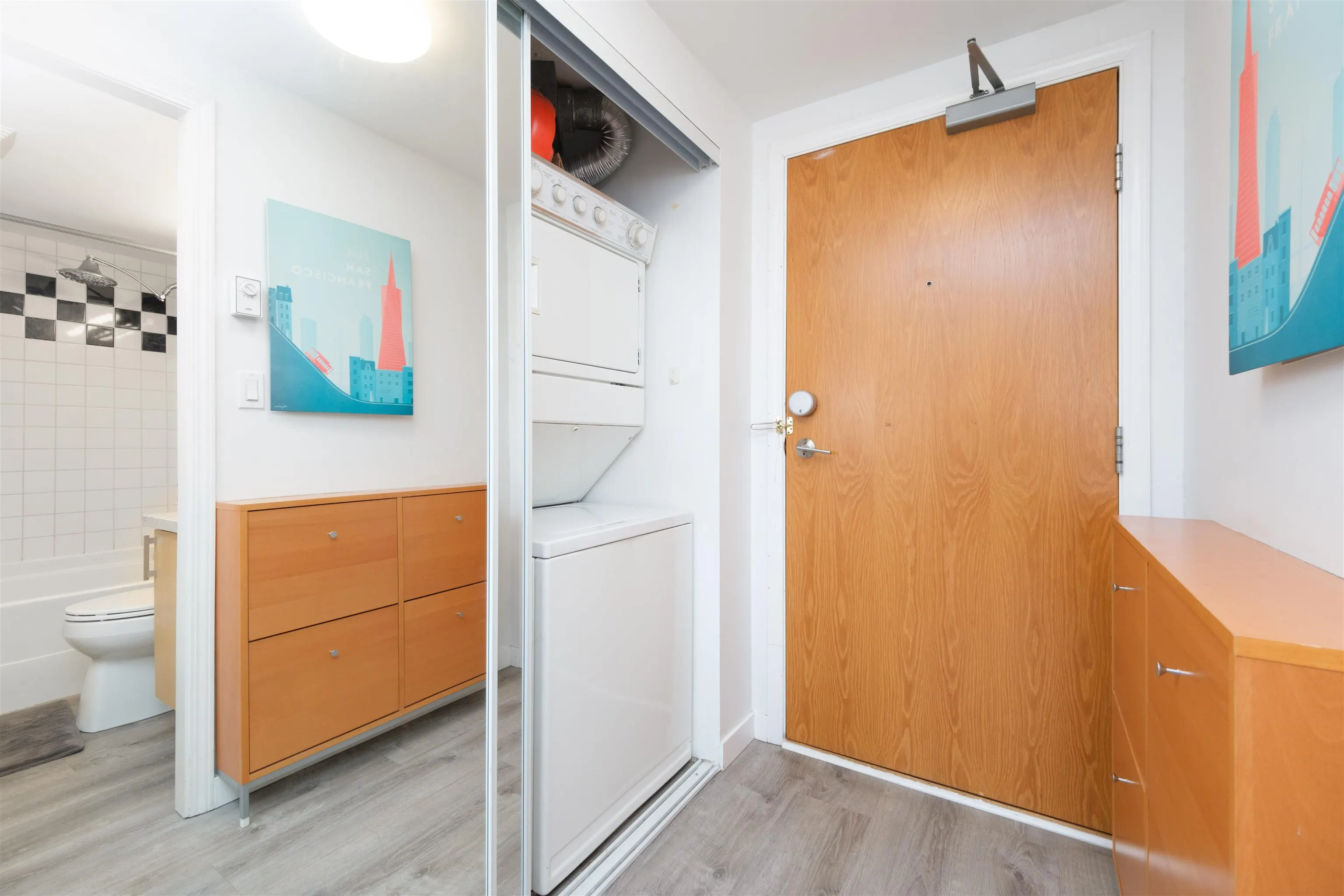 1703 63 Keefer Place