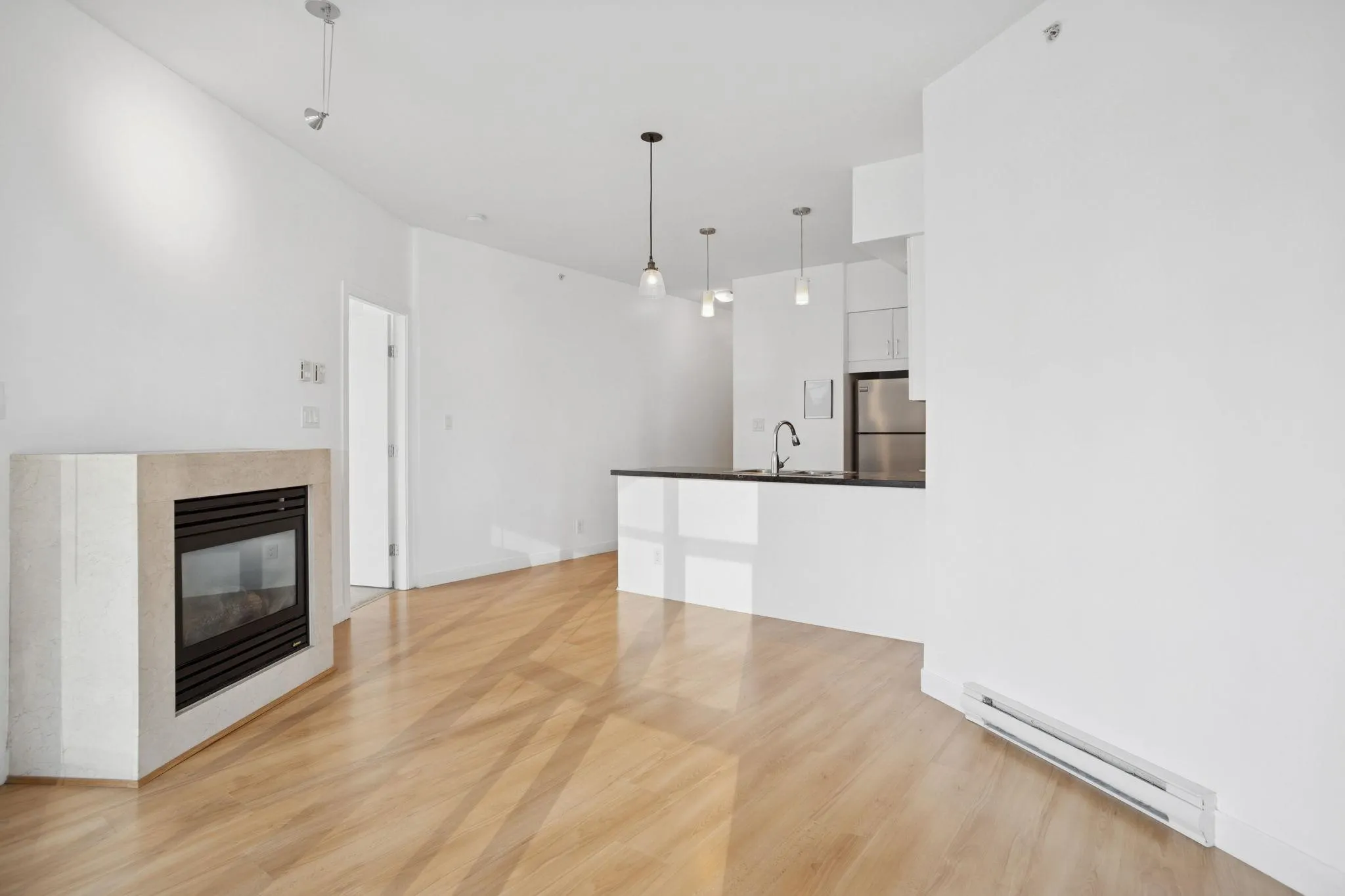 1203 1050 Smithe Street