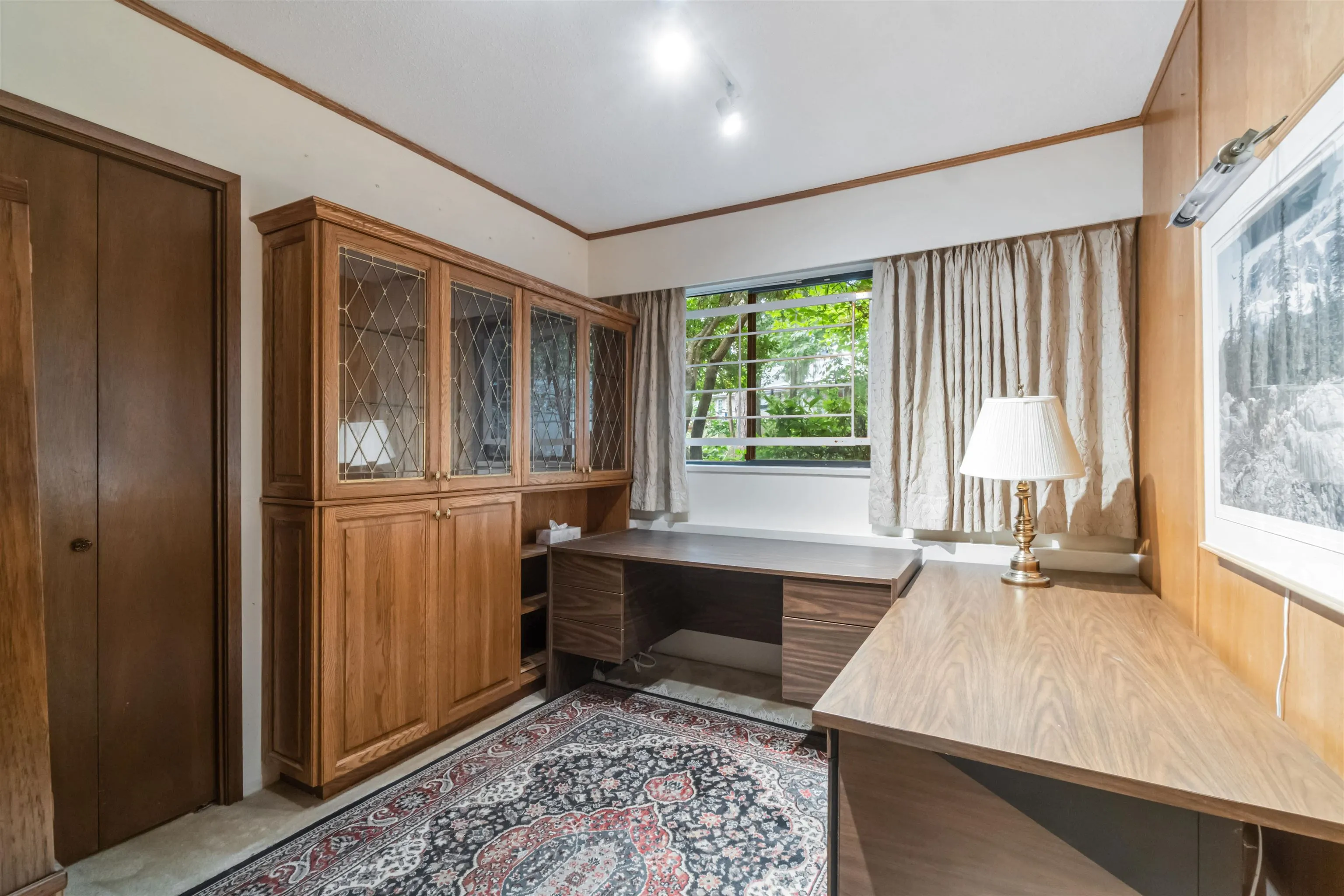 4262 Yuculta Crescent