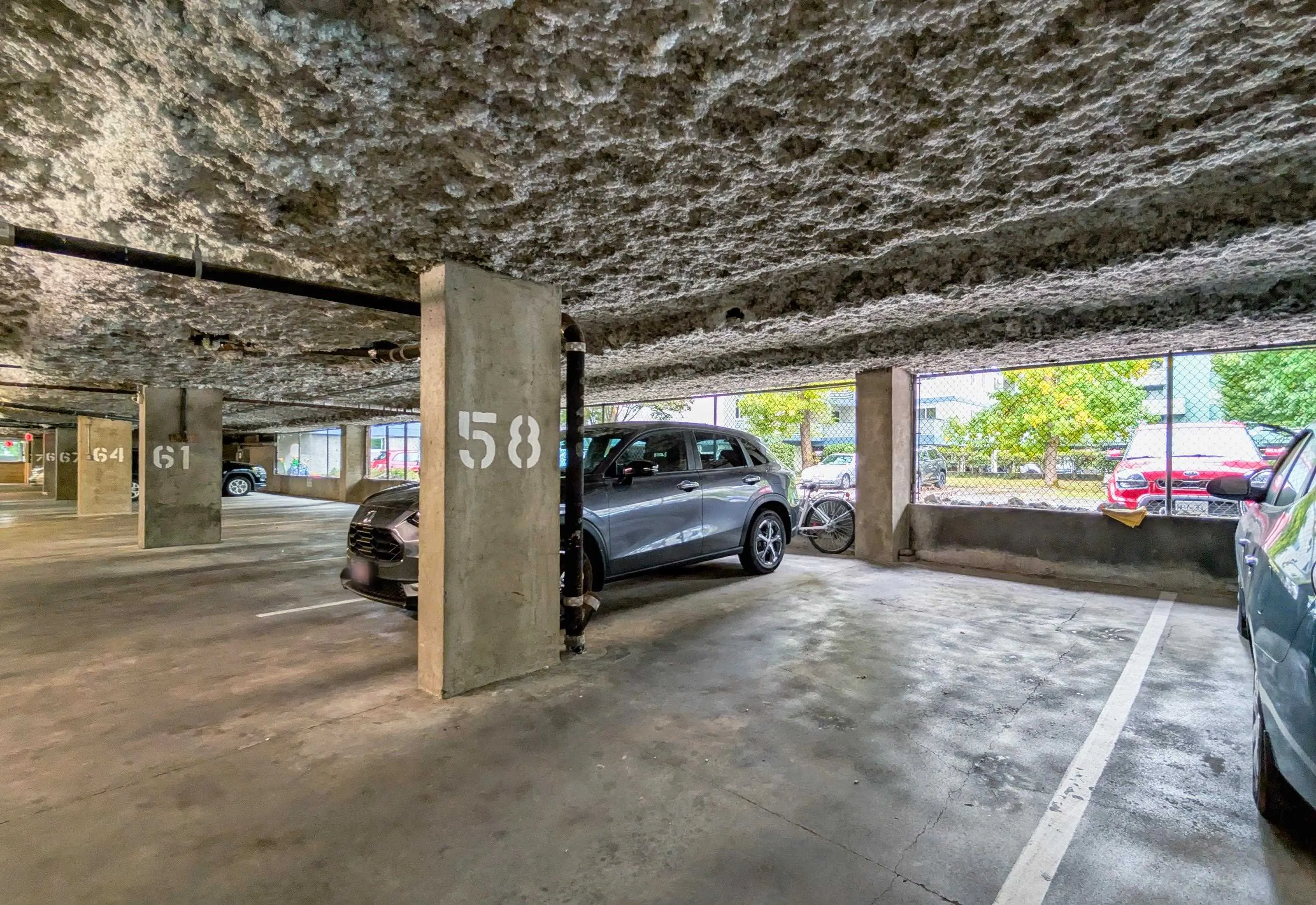 313 8700 Ackroyd Road
