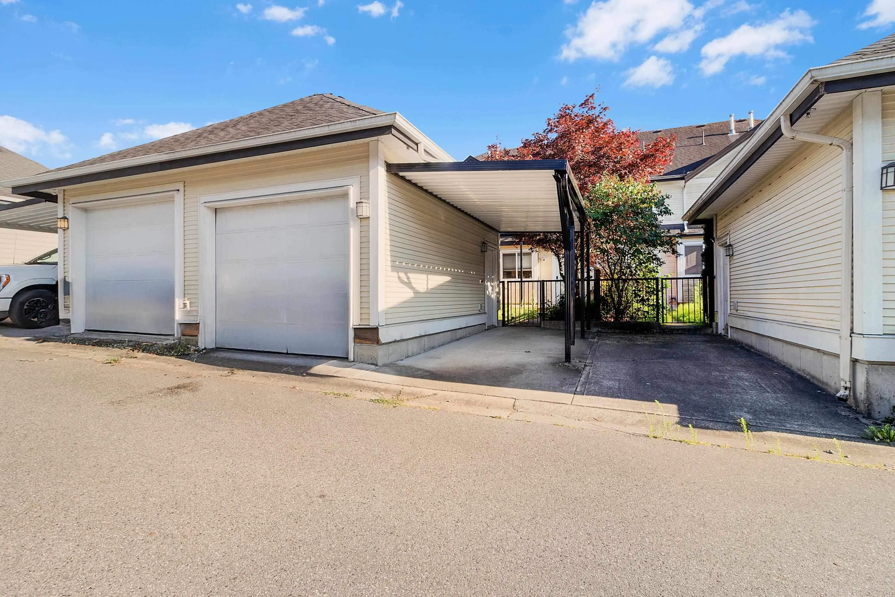 18043 70 Avenue