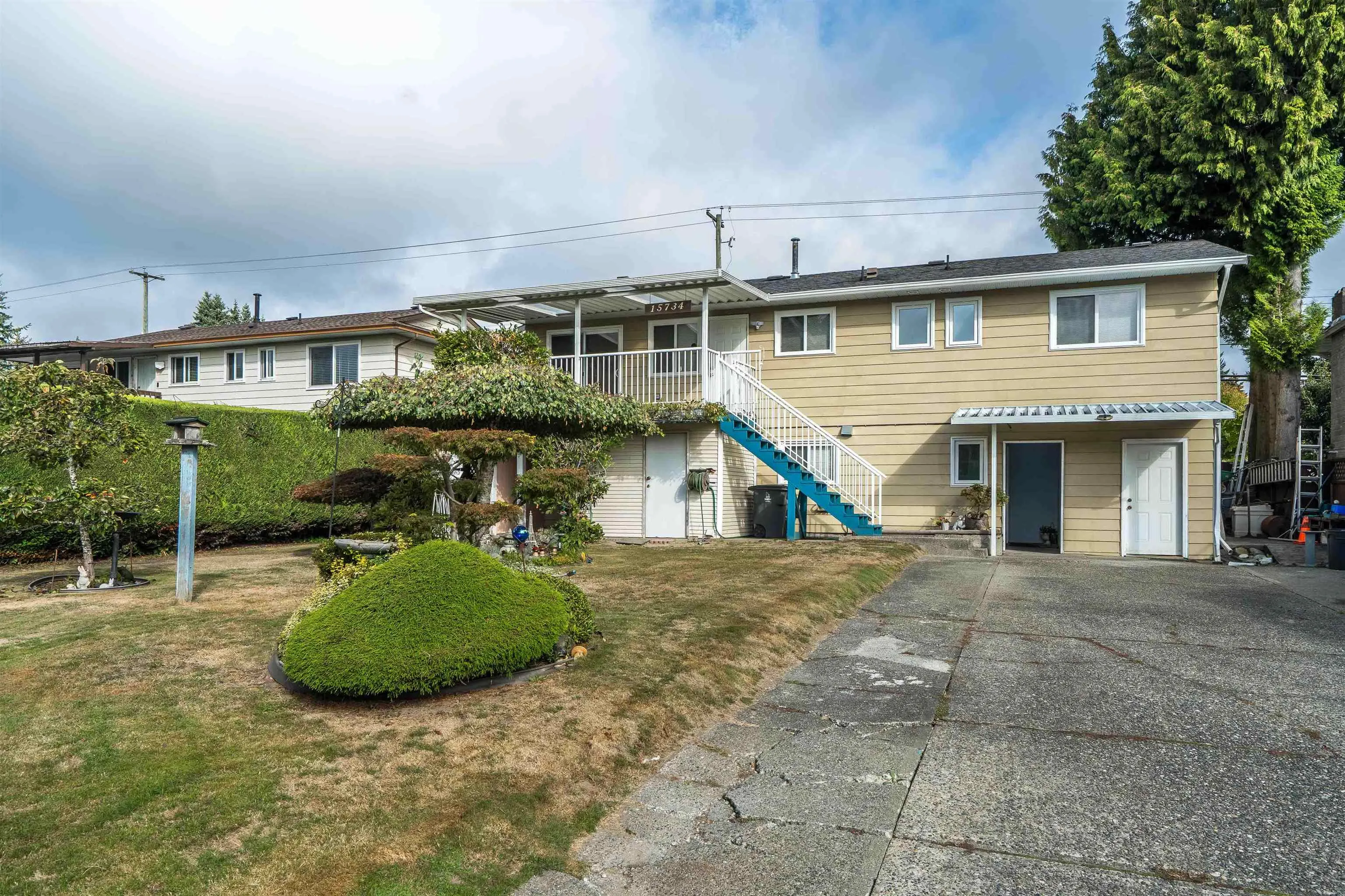 15734 96 Avenue