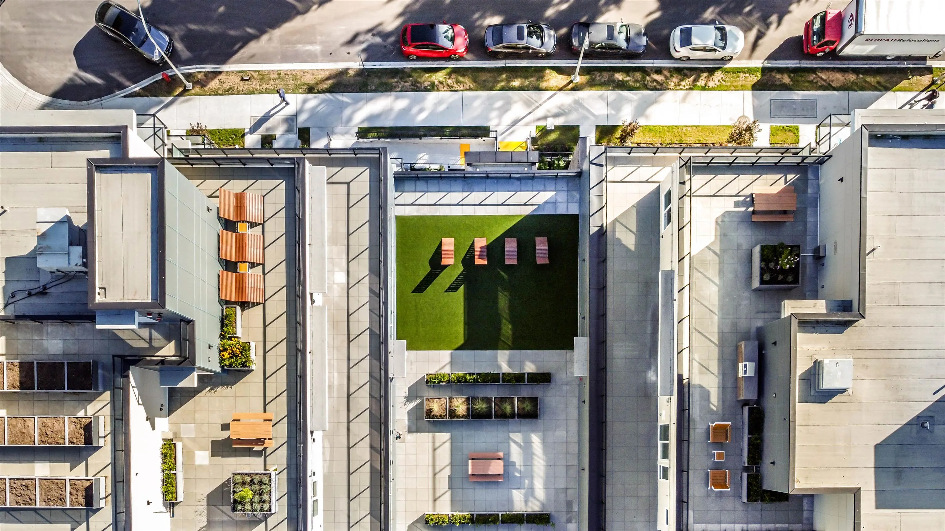 604 2002 St. George Street