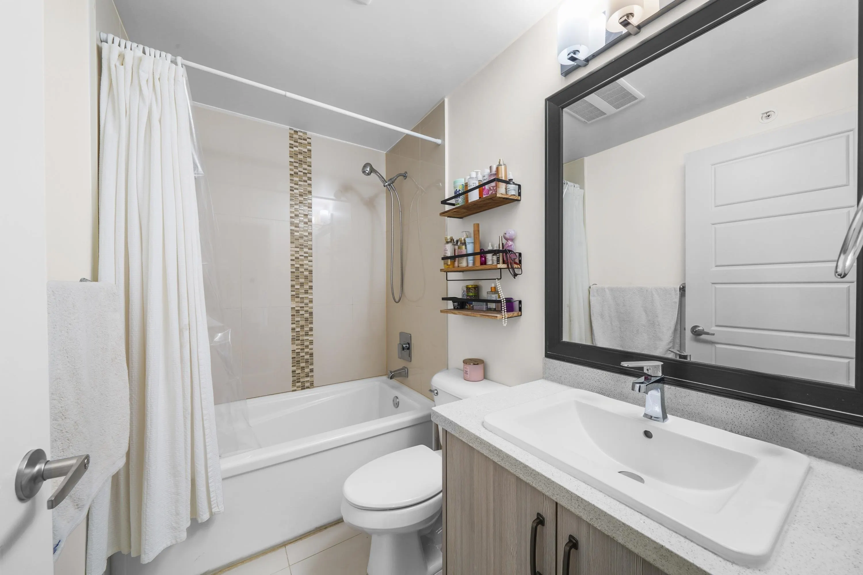 404 12070 227 Street Street