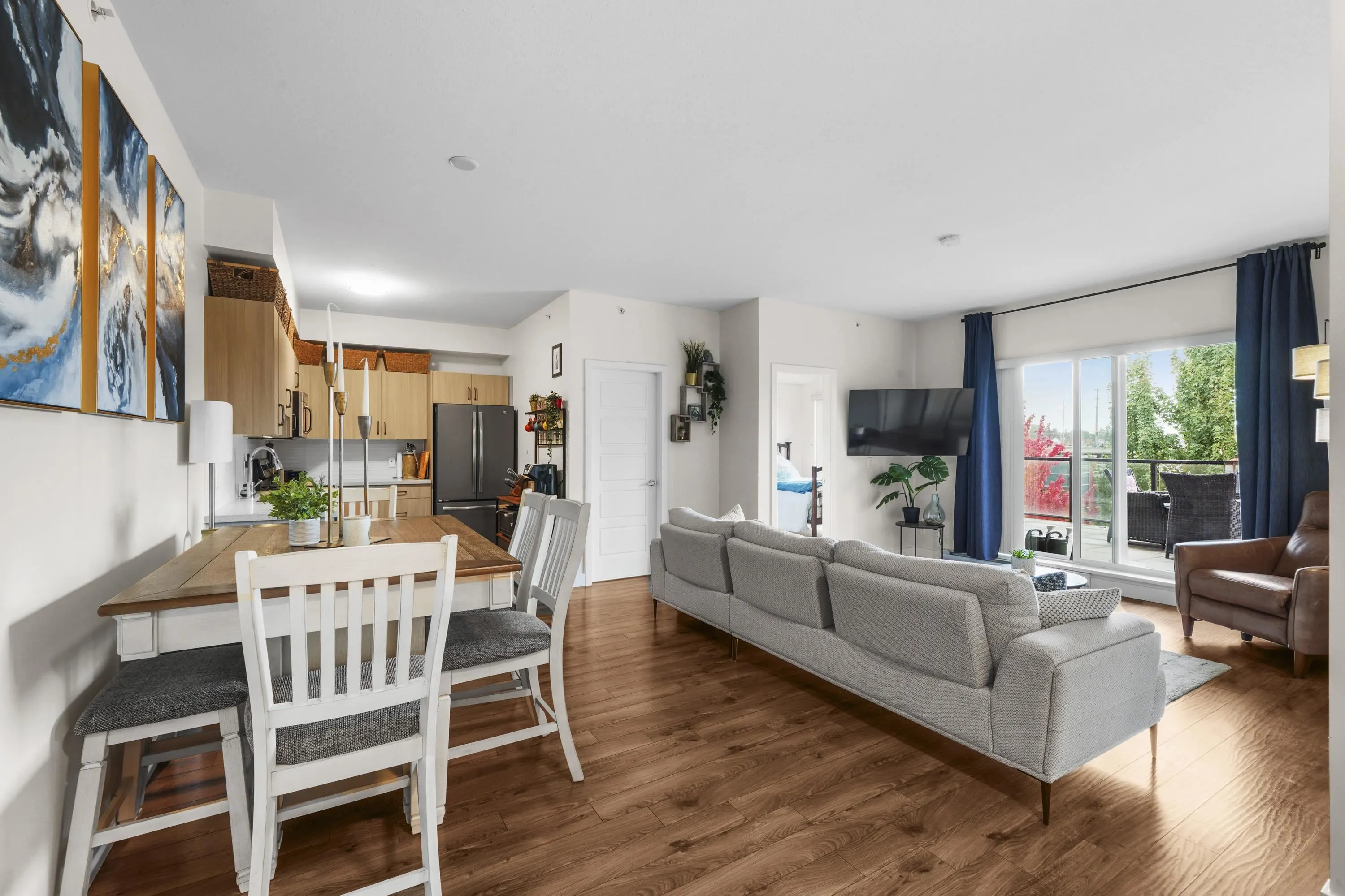 404 12070 227th Street
