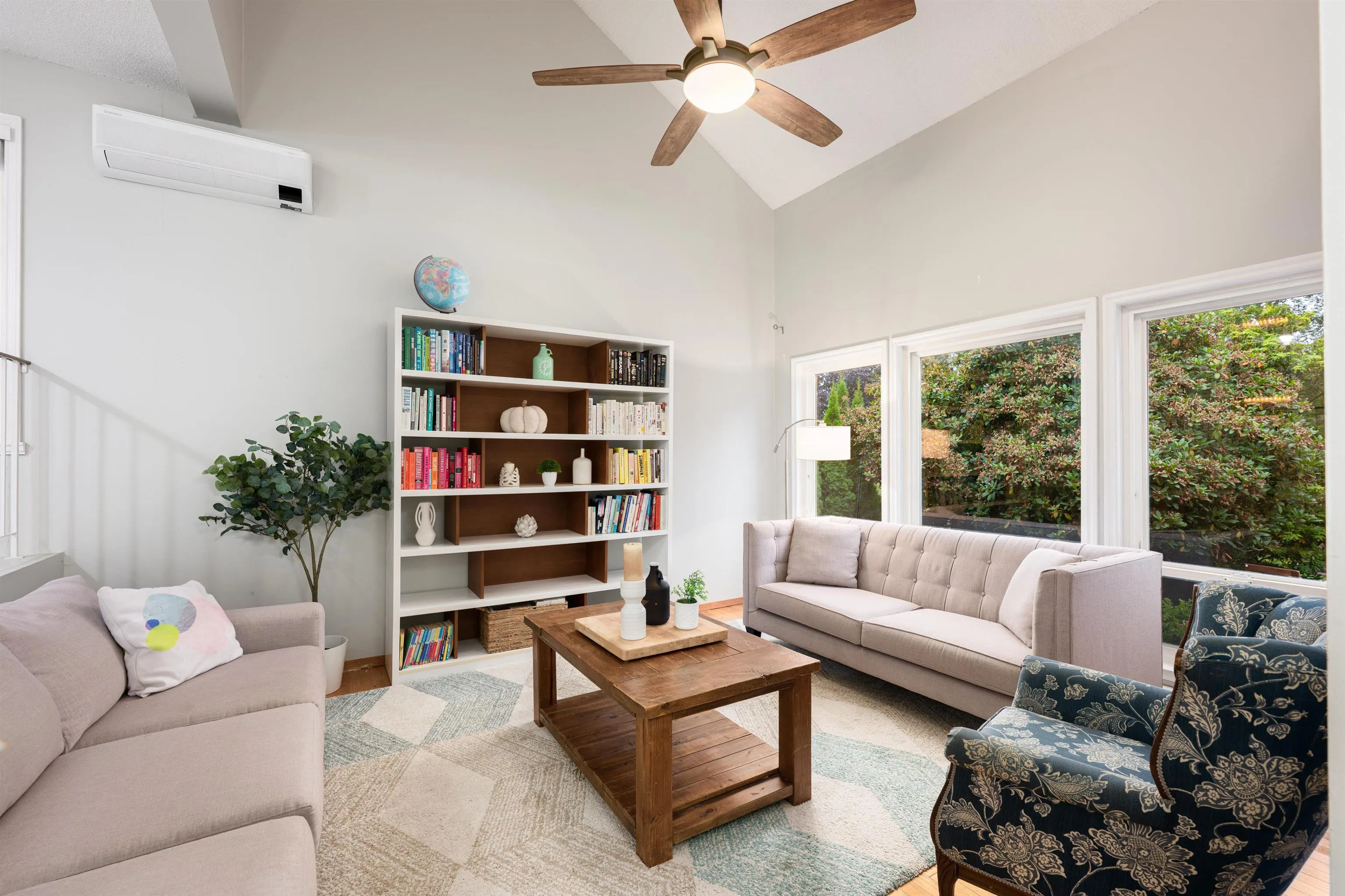 1005 Alpine Place
