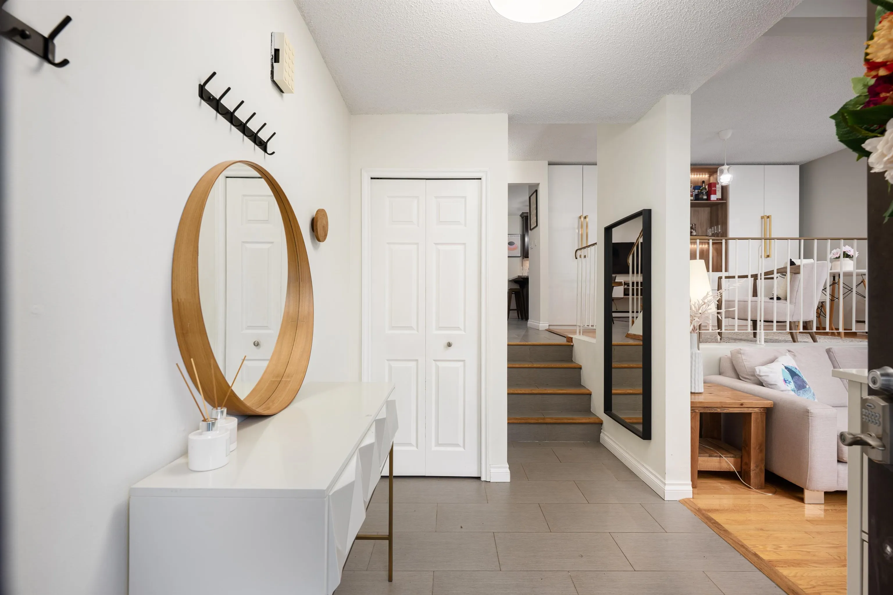 1005 Alpine Place