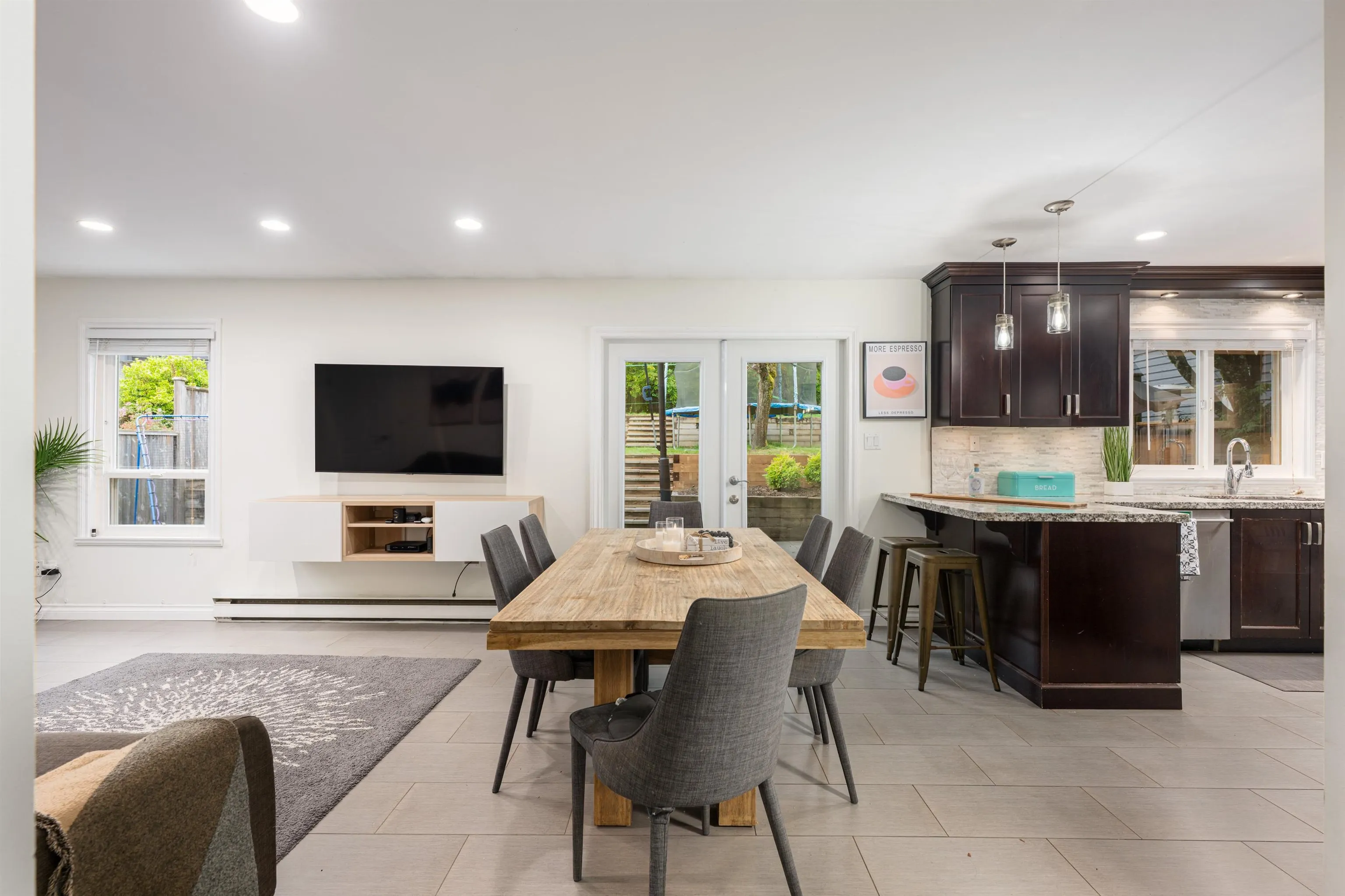 1005 Alpine Place