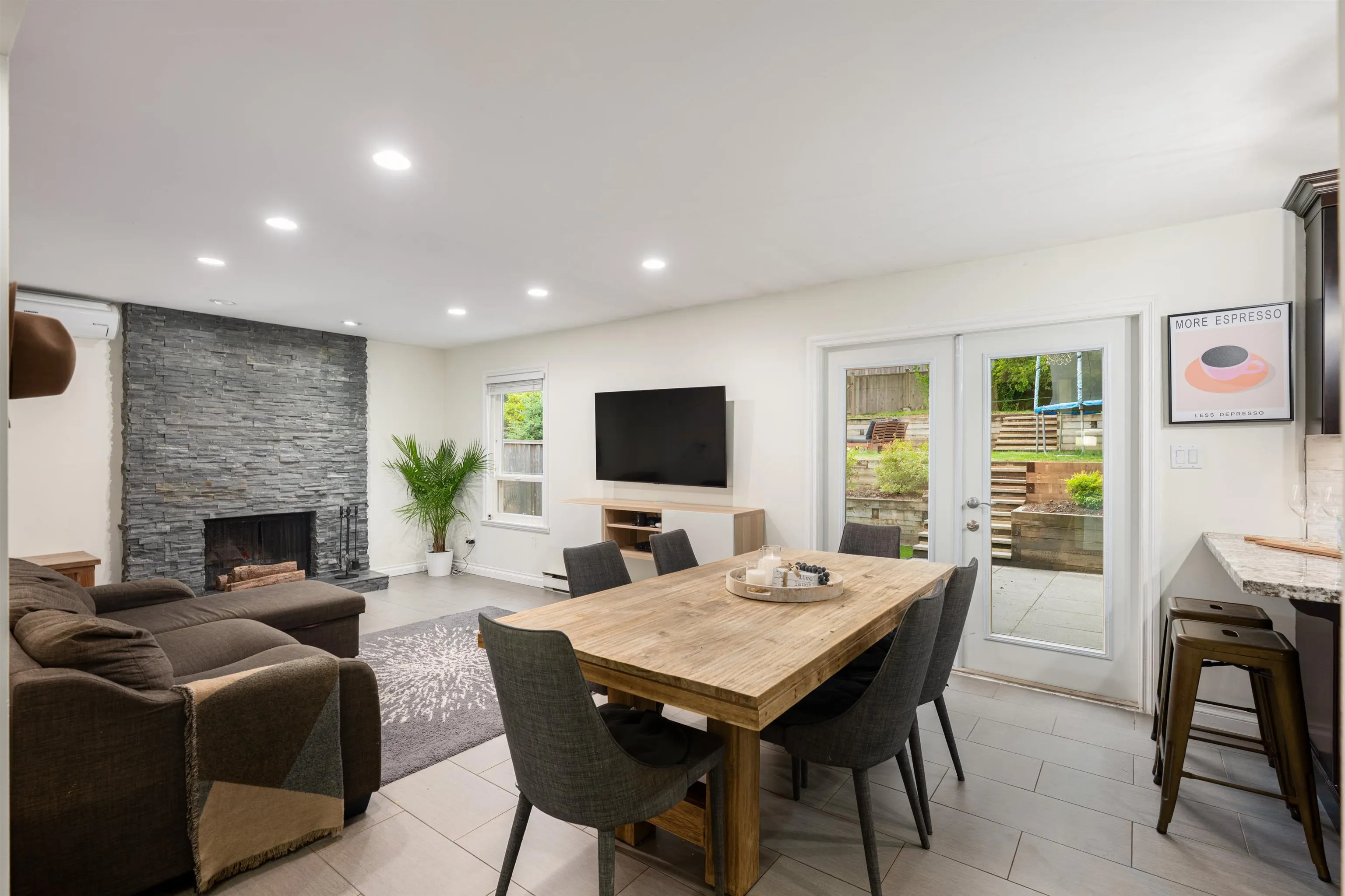 1005 Alpine Place