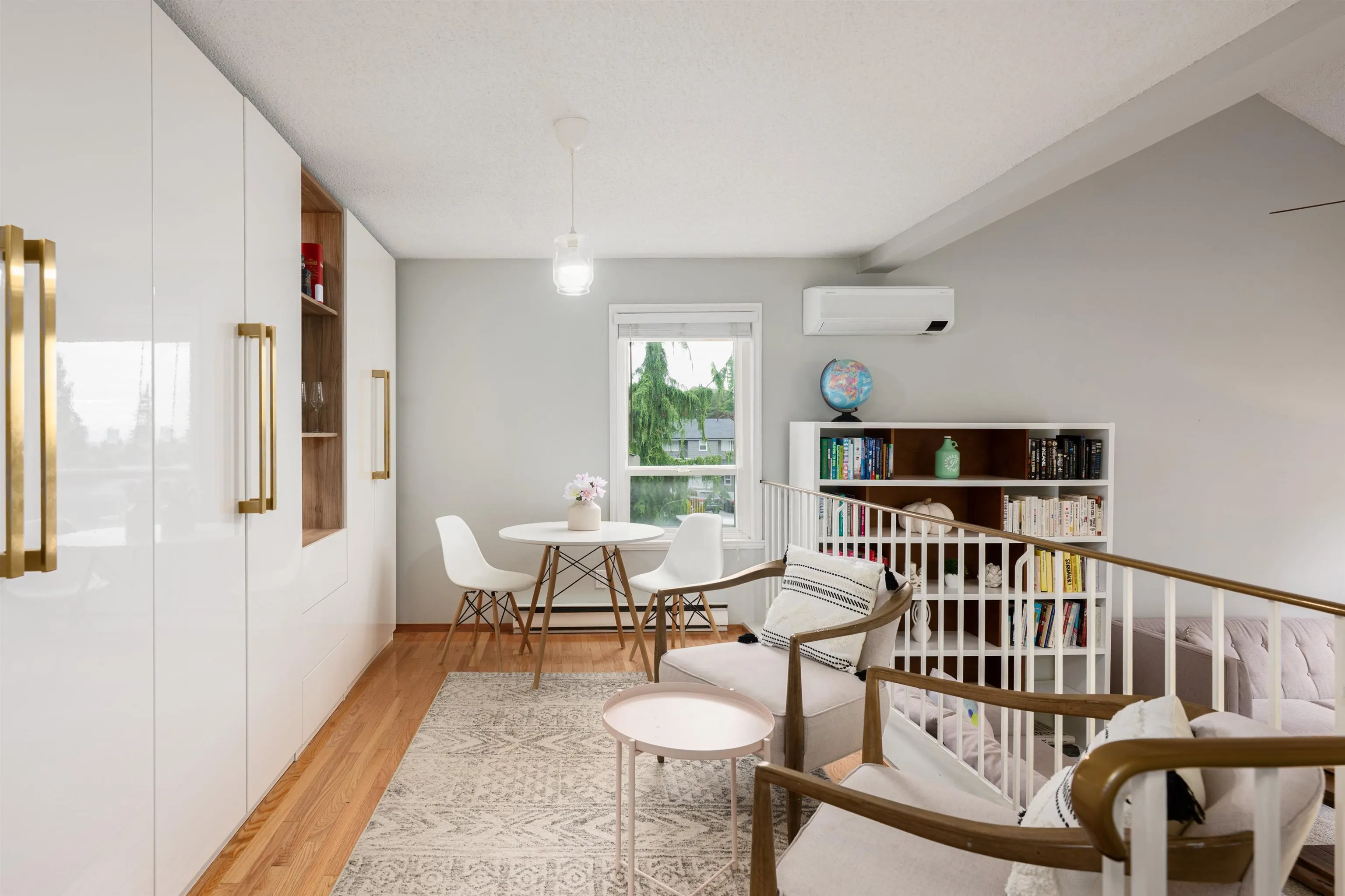 1005 Alpine Place