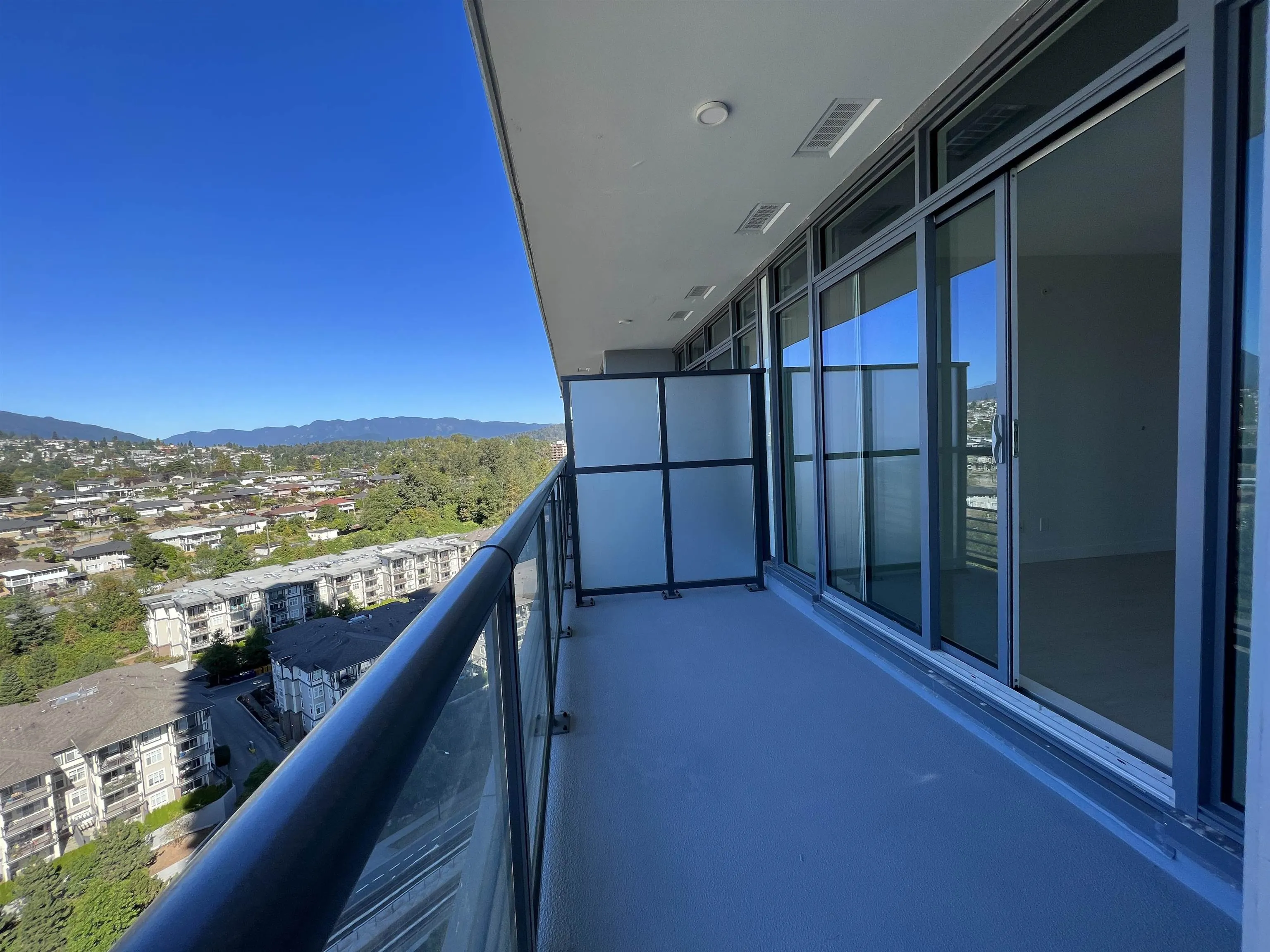 17xx 4720 Lougheed Highway