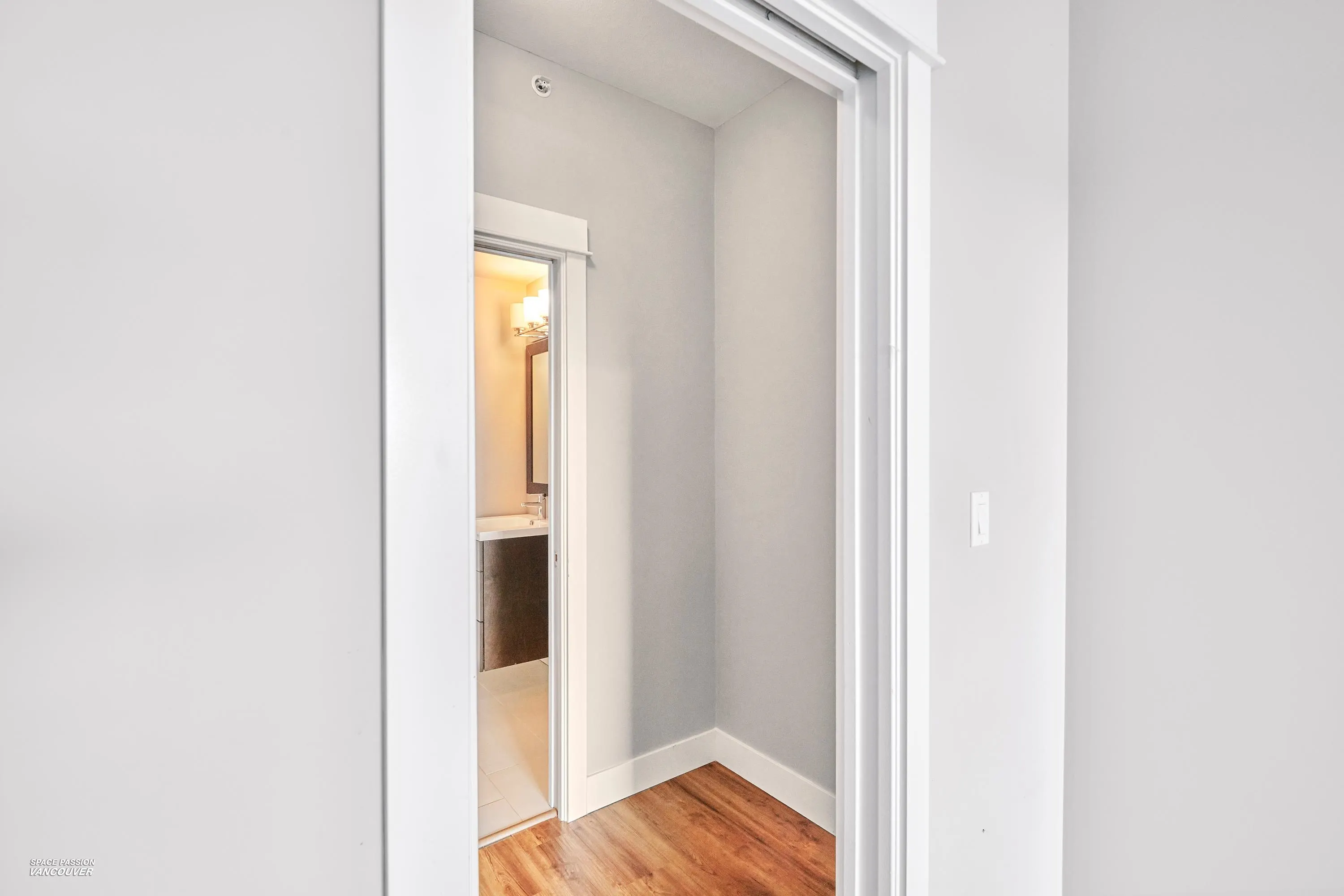 602 2495 Wilson Avenue