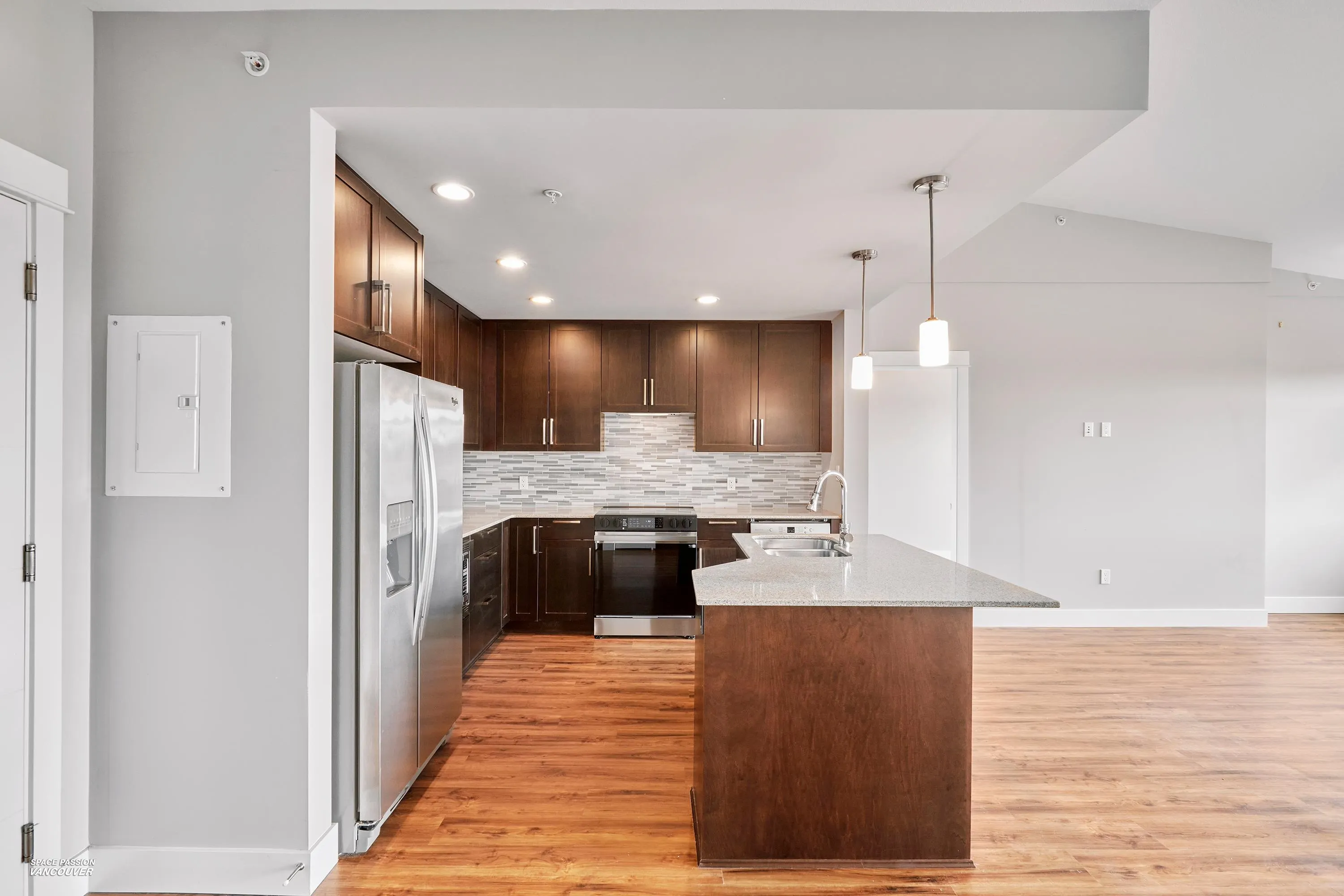 602 2495 Wilson Avenue