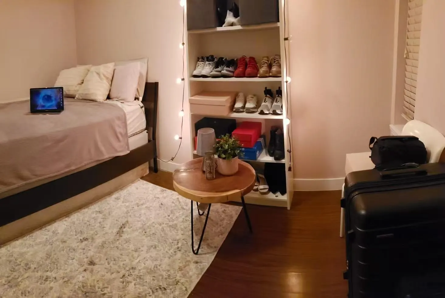 5468 Chaffey Avenue, Burnaby