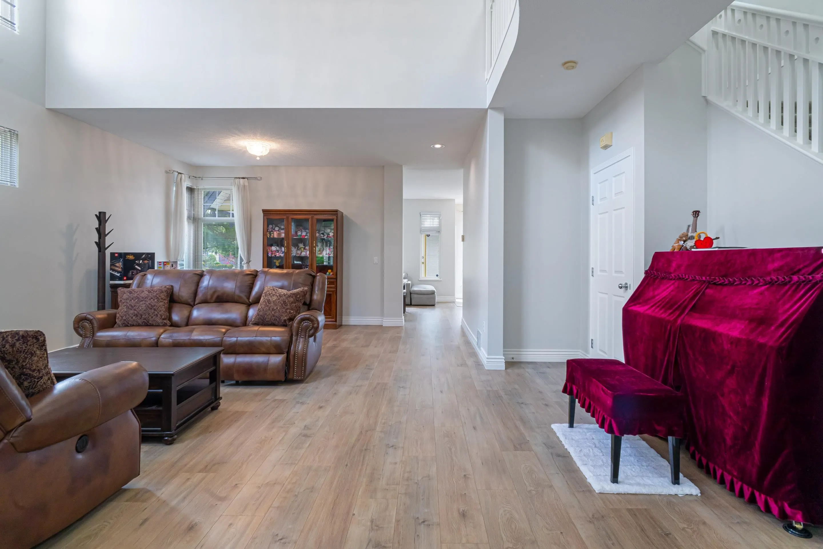 57 3711 Robson Court