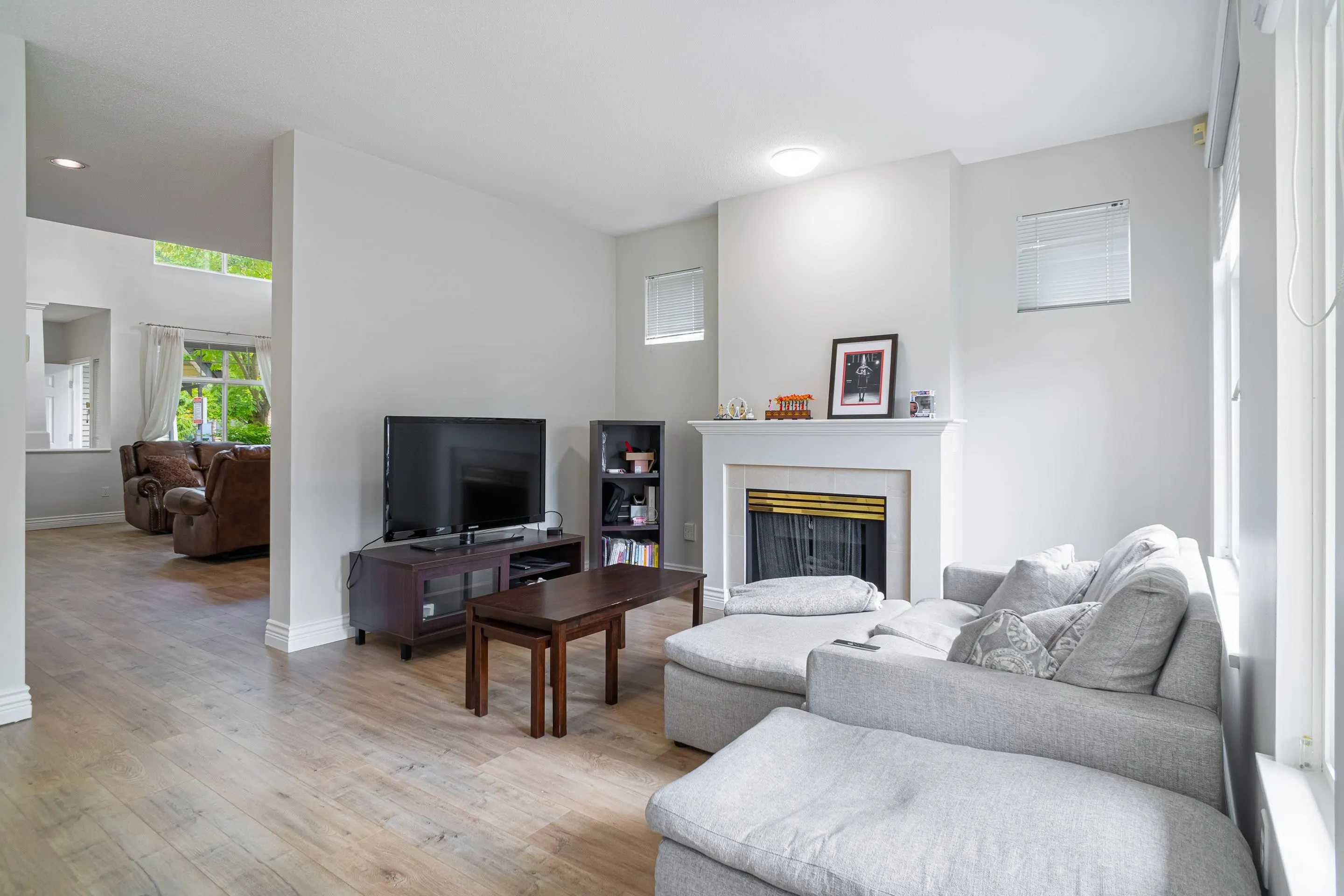 57 3711 Robson Court