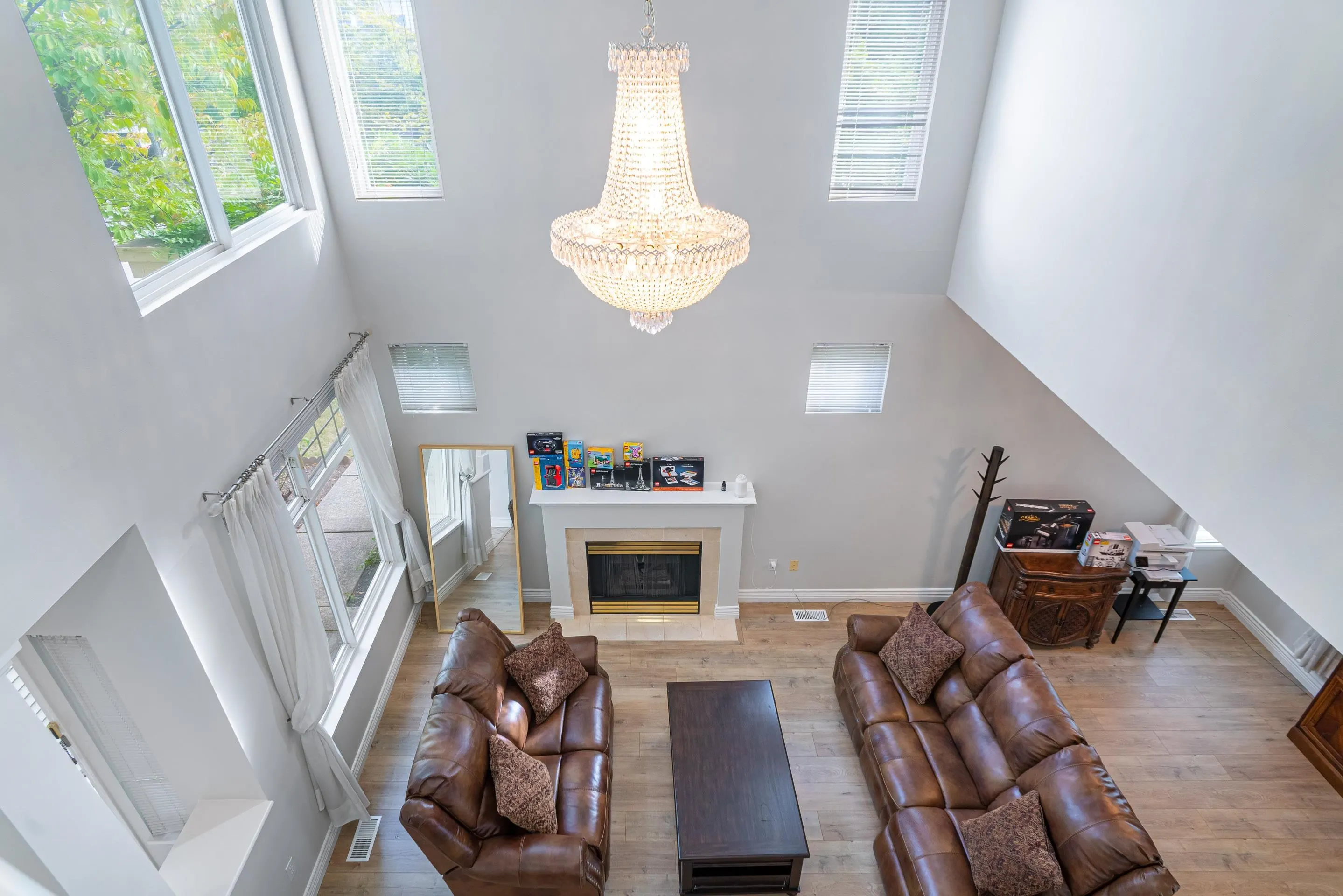 57 3711 Robson Court