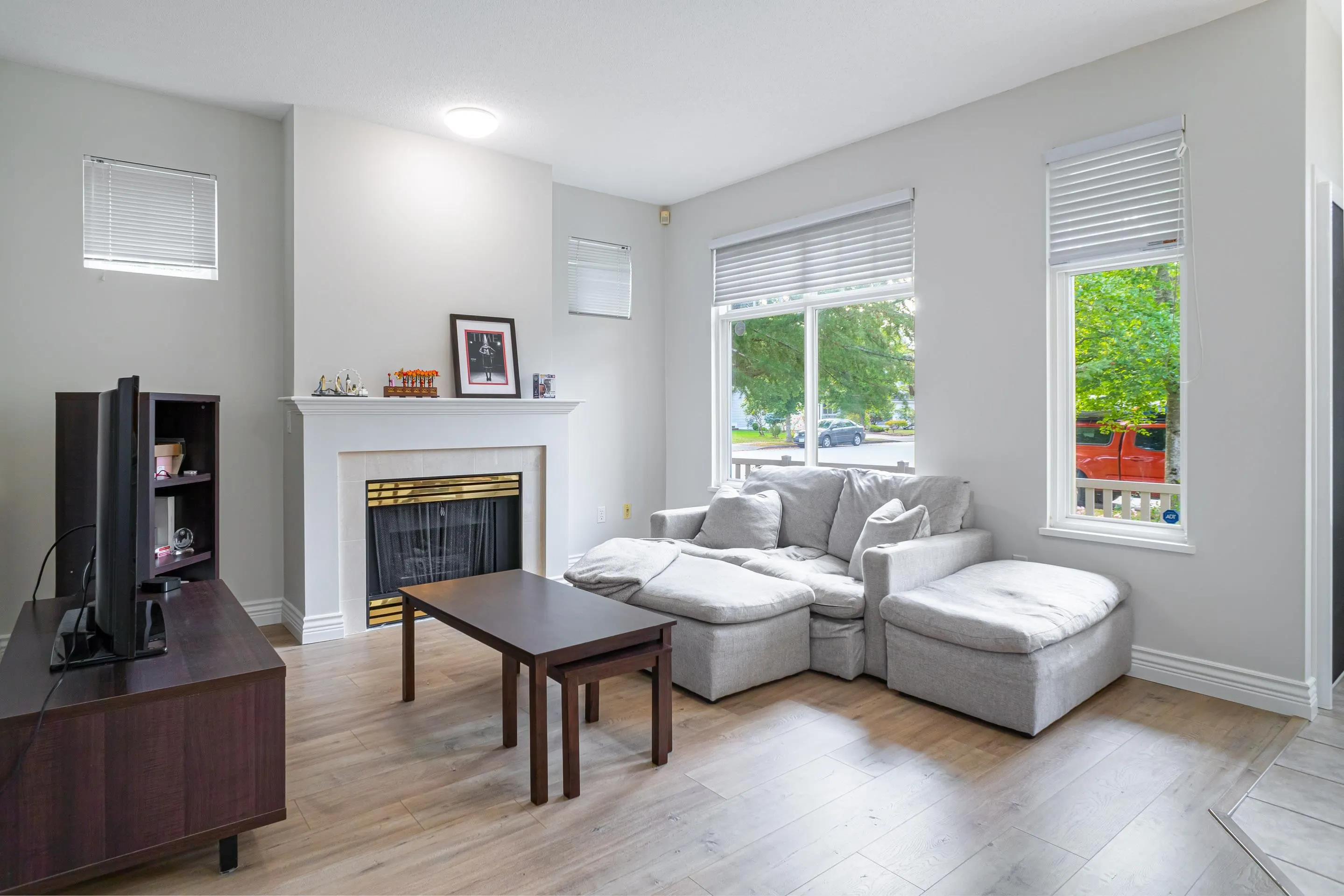 57 3711 Robson Court