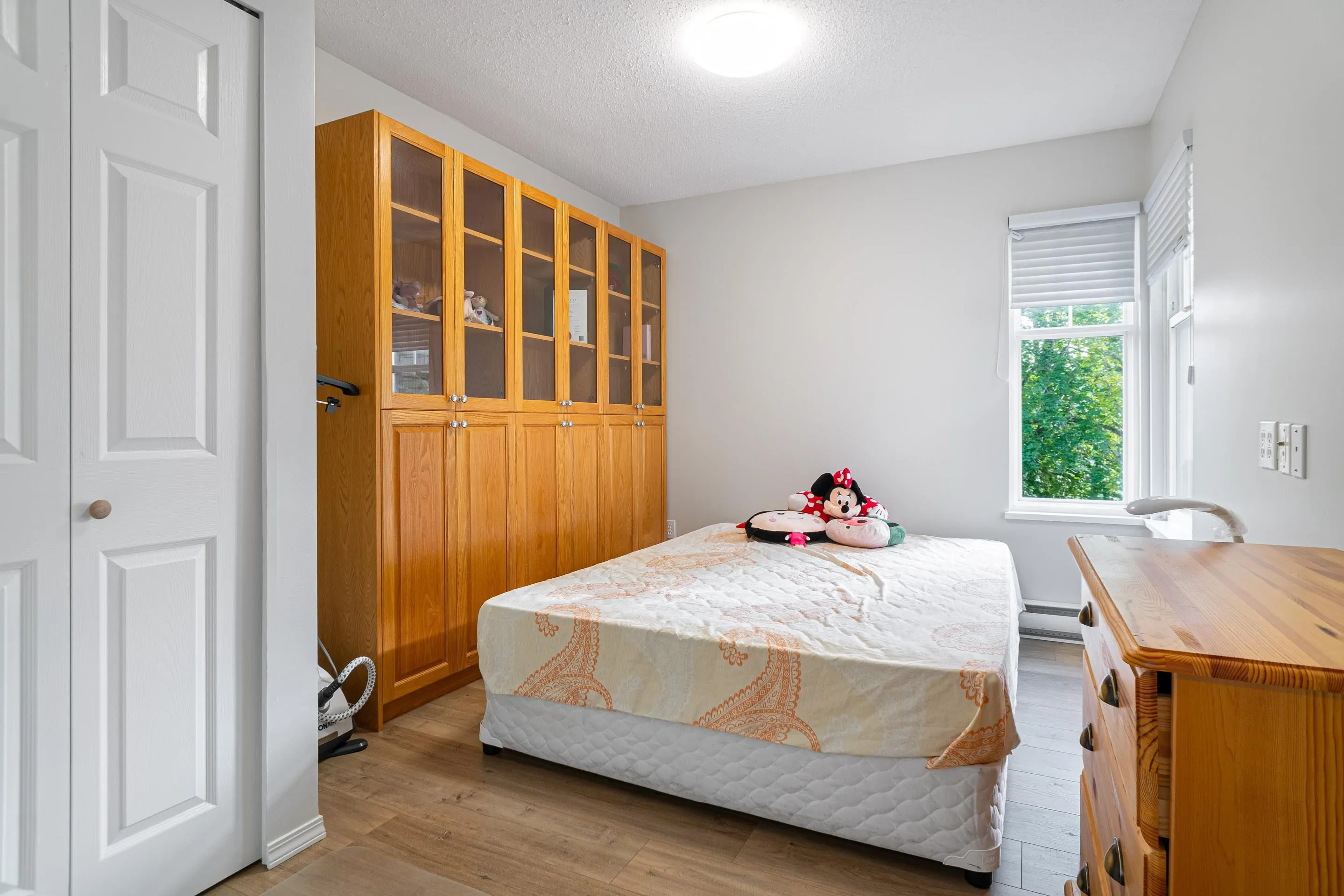 57 3711 Robson Court