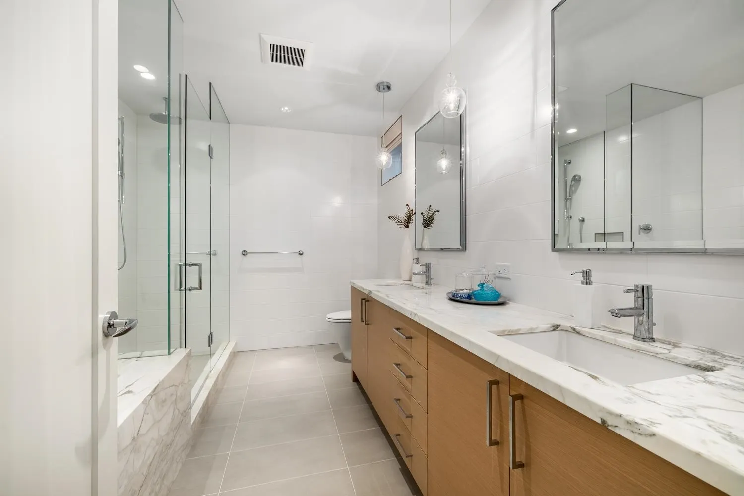 3336 W 38th Avenue