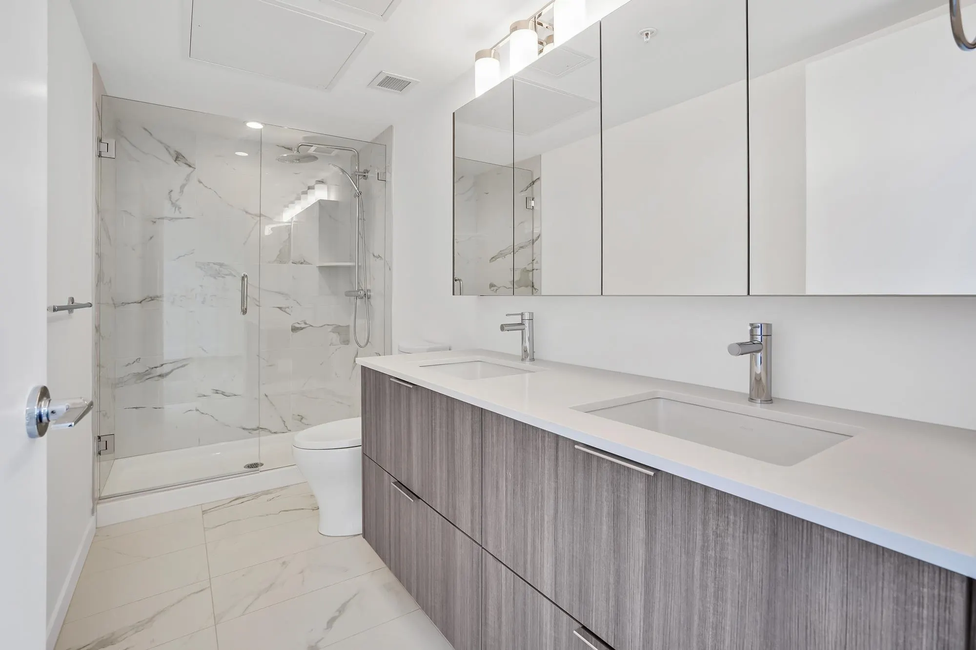 2602 10333 133 Street