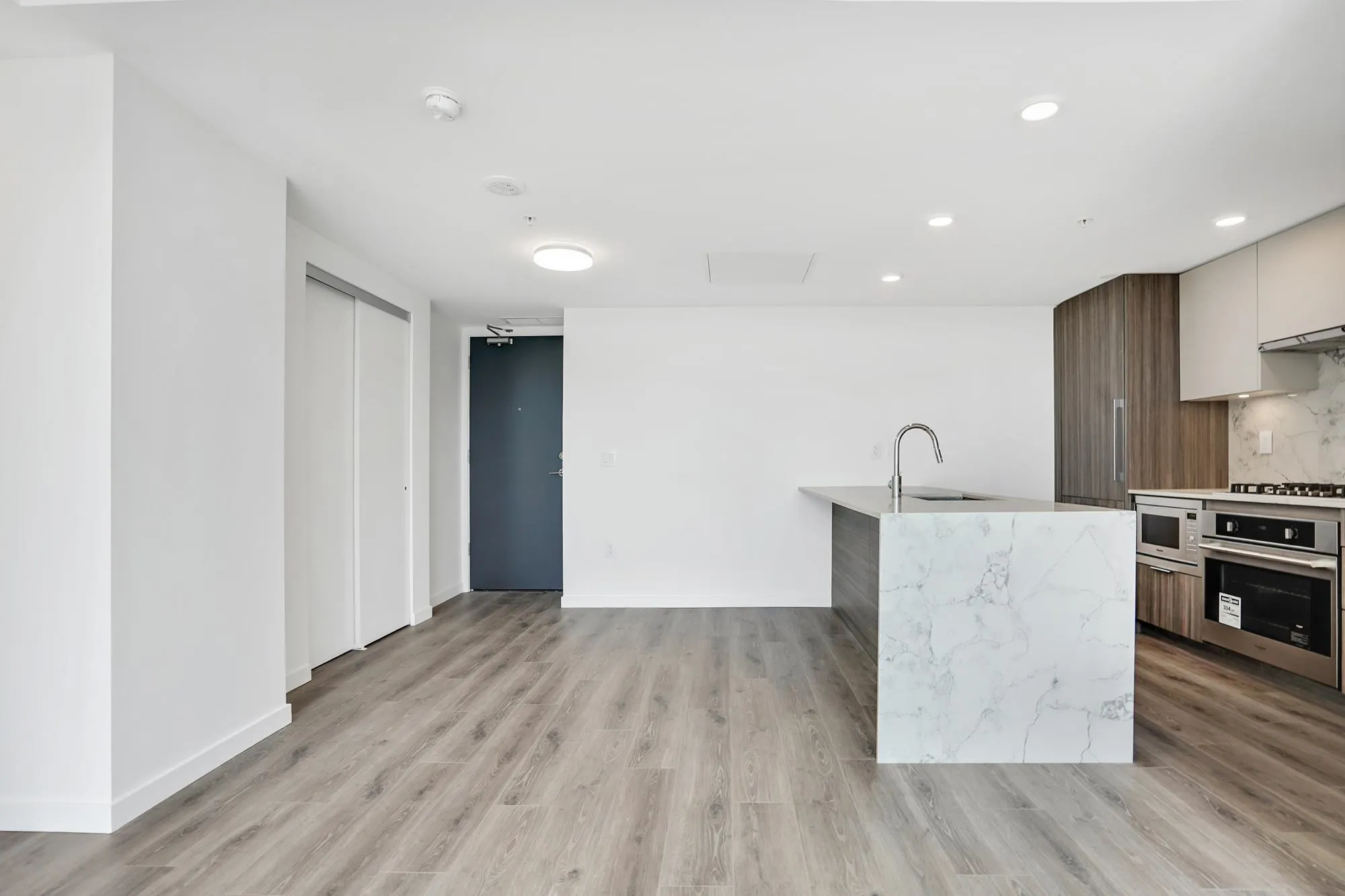 2602 10333 133 Street