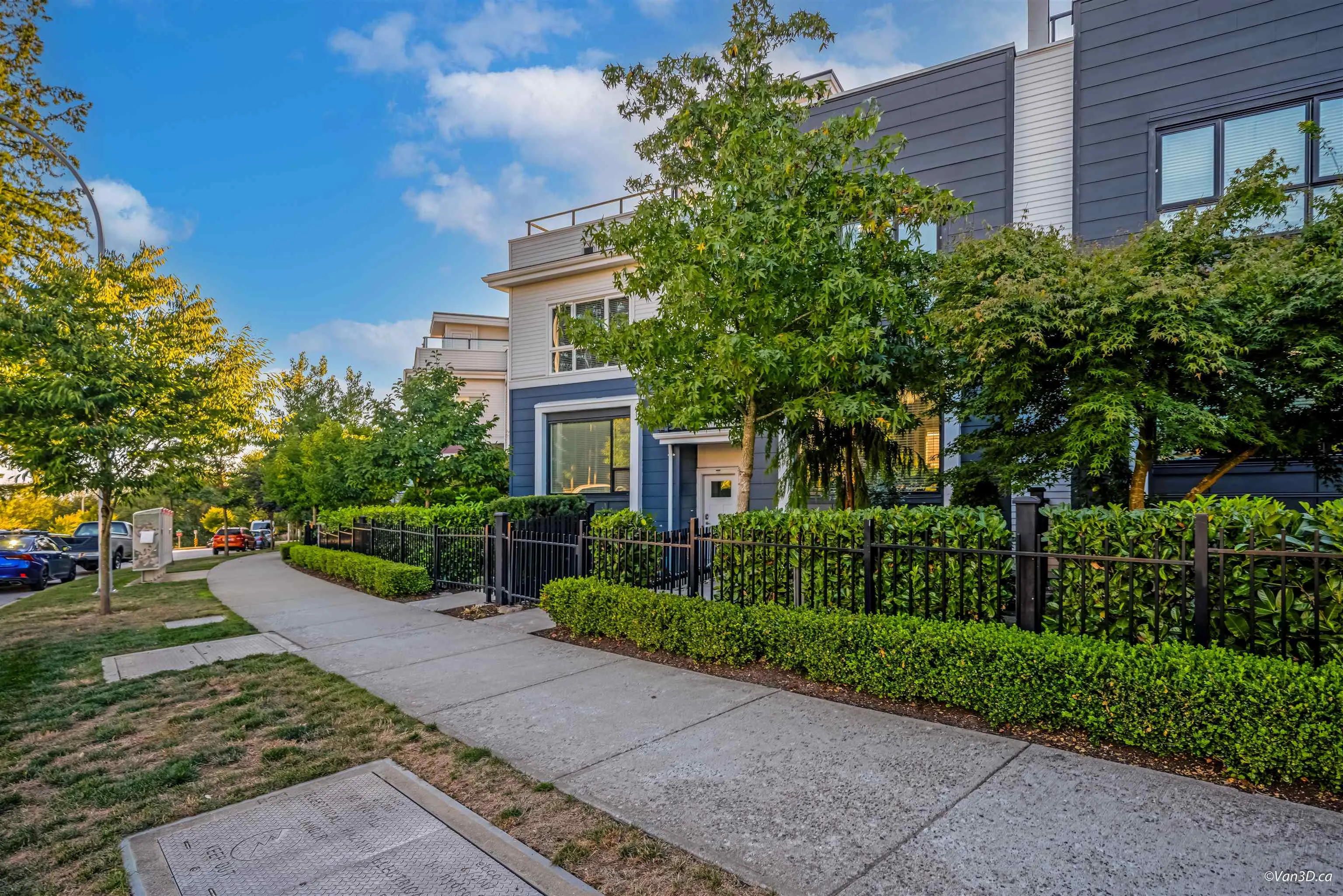 216 2277 Oak Meadows Drive