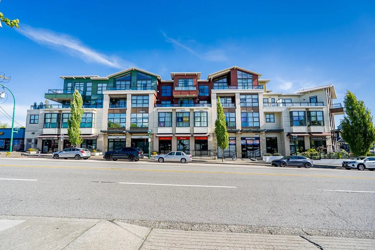 PH2 3255 Smith Avenue