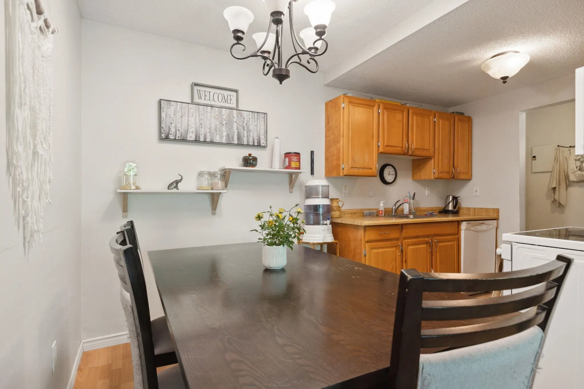 306 1385 Draycott Road