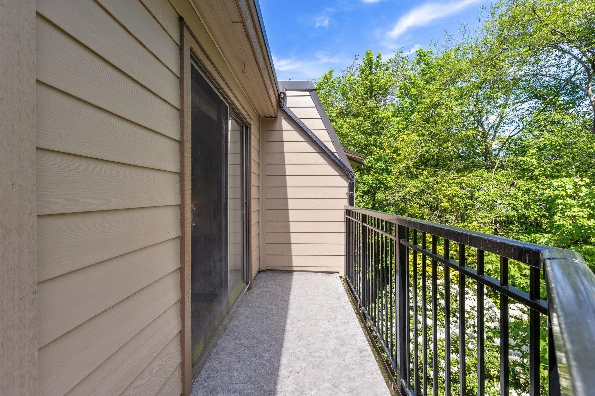 306 1385 Draycott Road