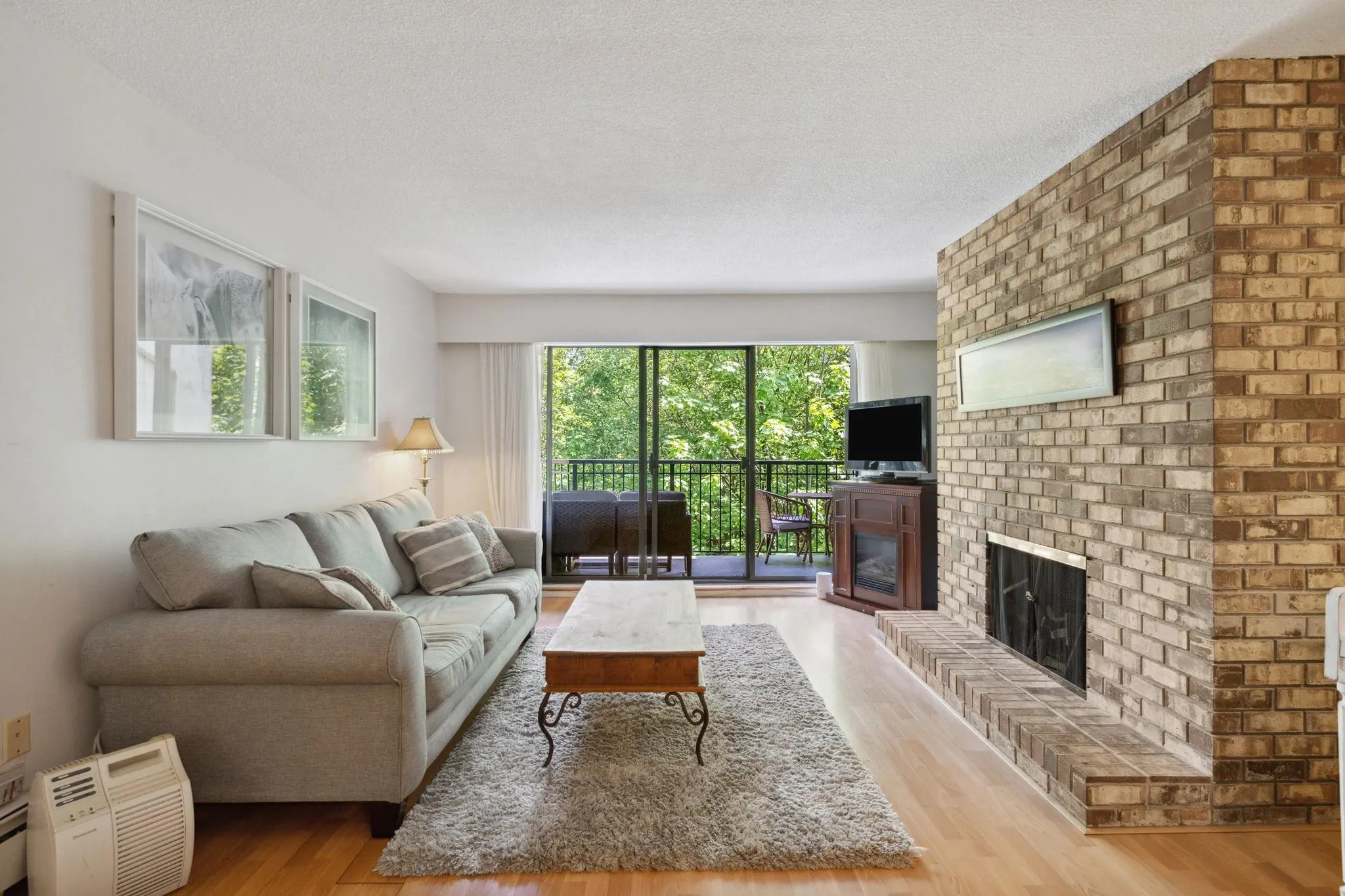306 1385 Draycott Road