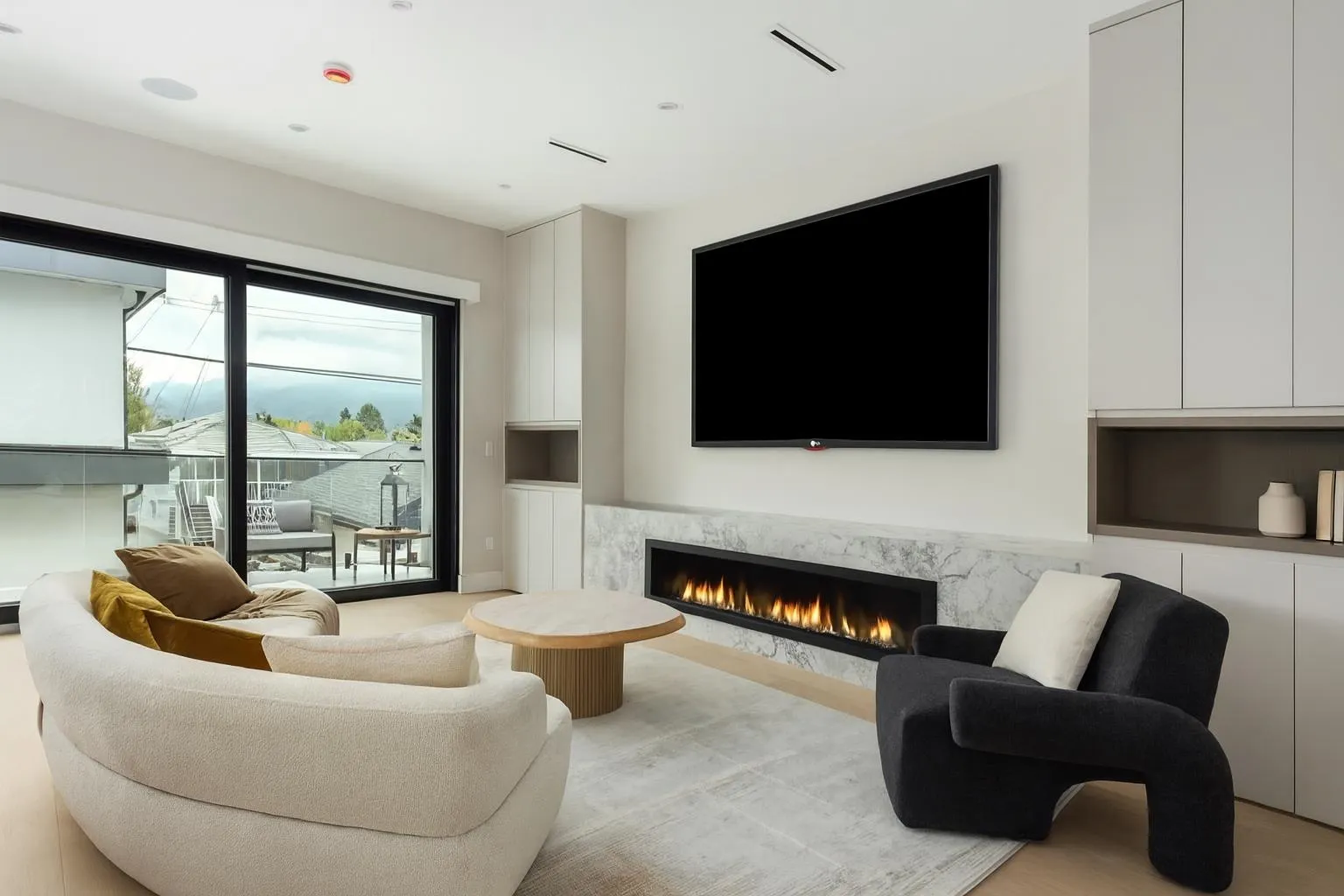 4413 Oxford Street
