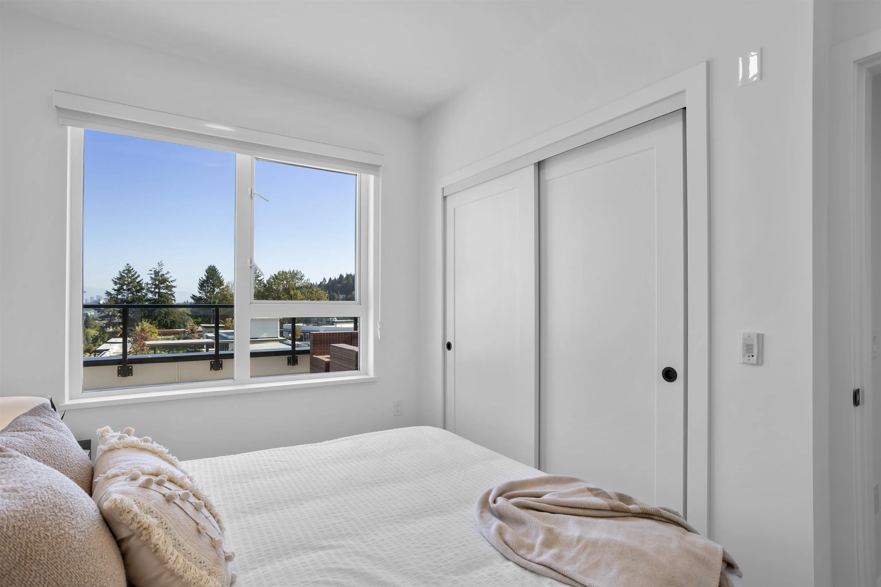 505 2002 St George Street