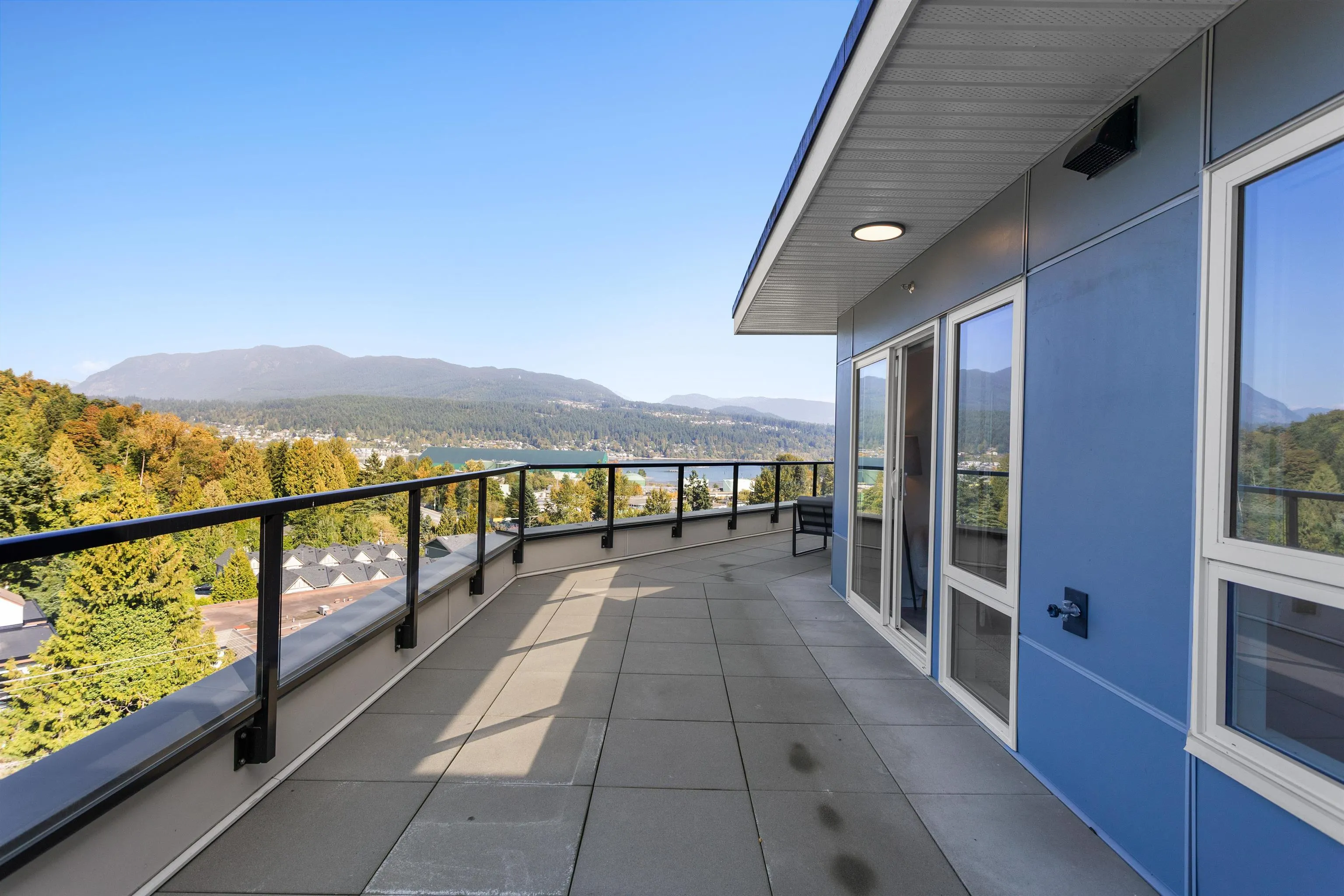 505 2002 St George Street