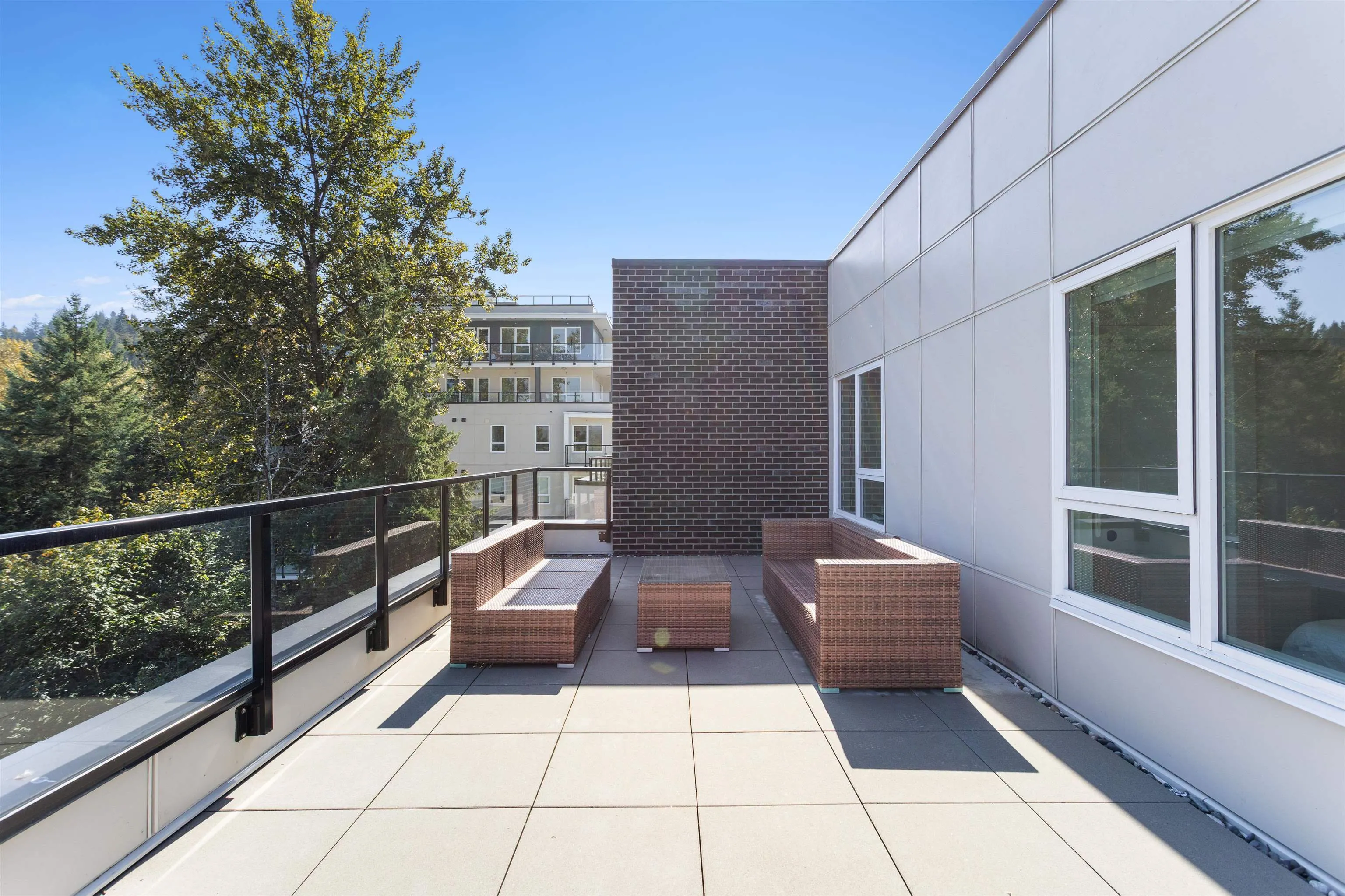 505 2002 St George Street