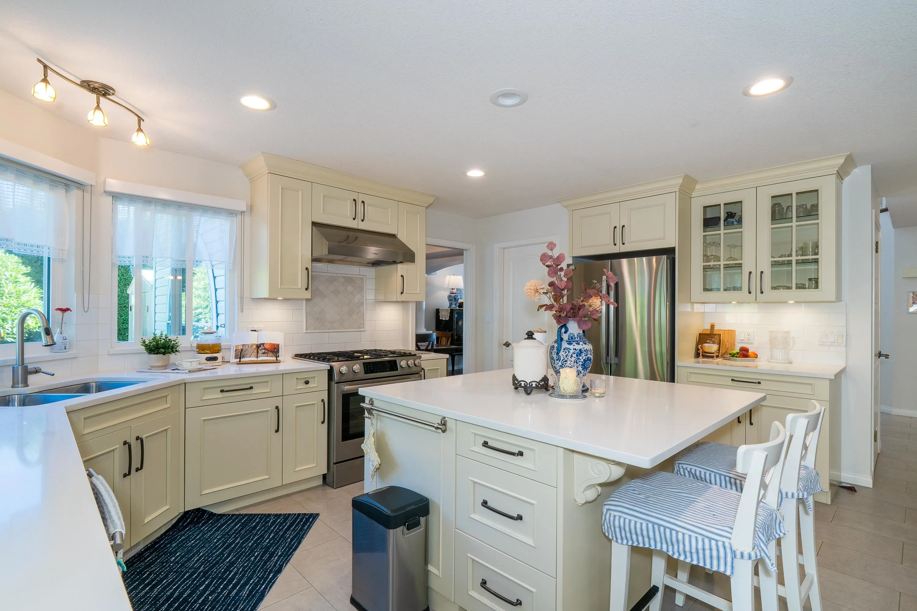 1577 Lodgepole Place