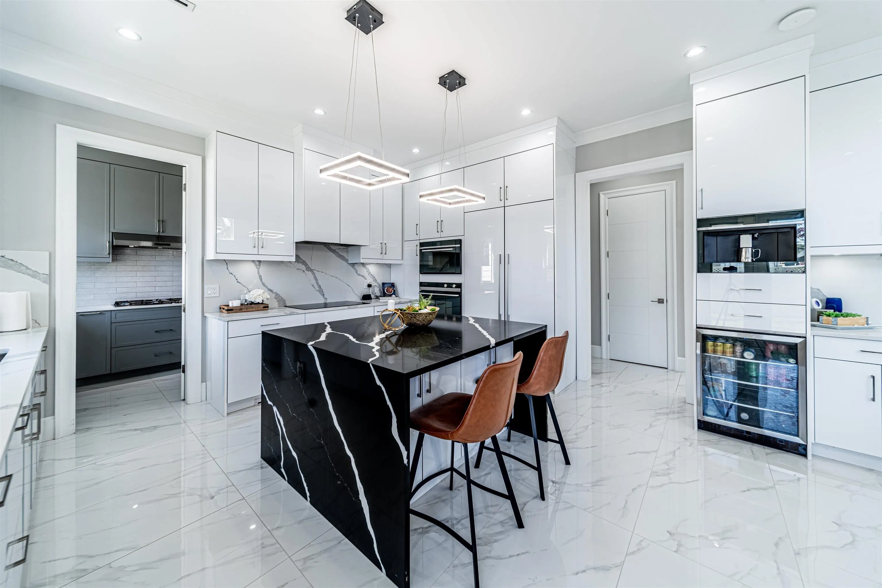 9291 Glenallan Drive