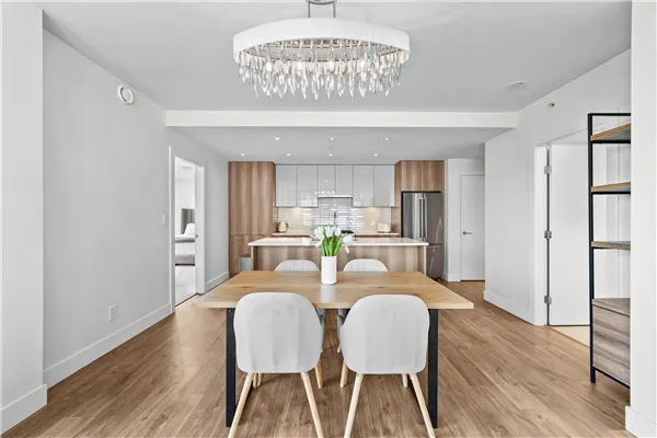 209 258 Nelson's Court