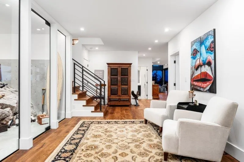 6224 St Georges Place