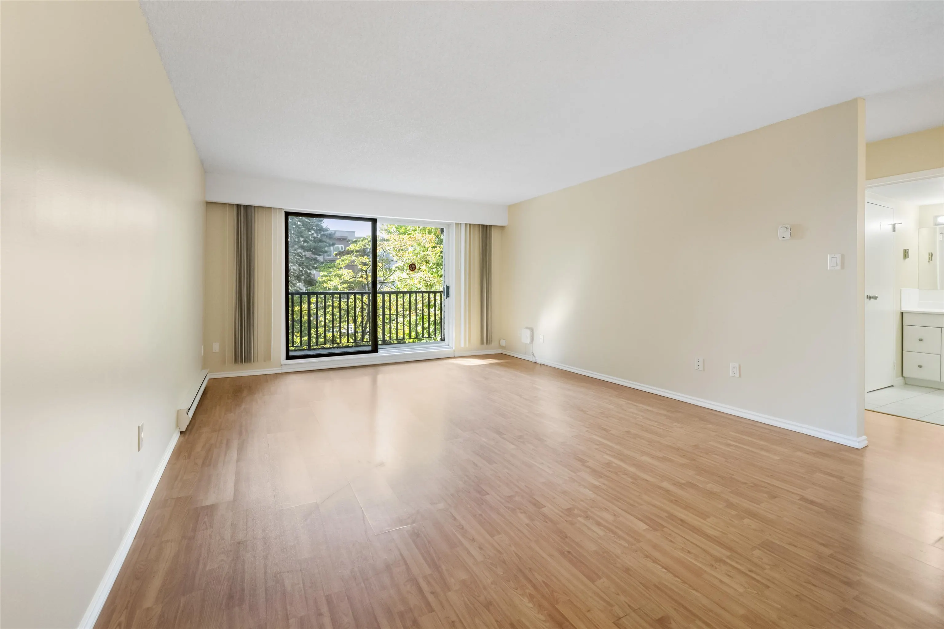 209 15268 100 Avenue