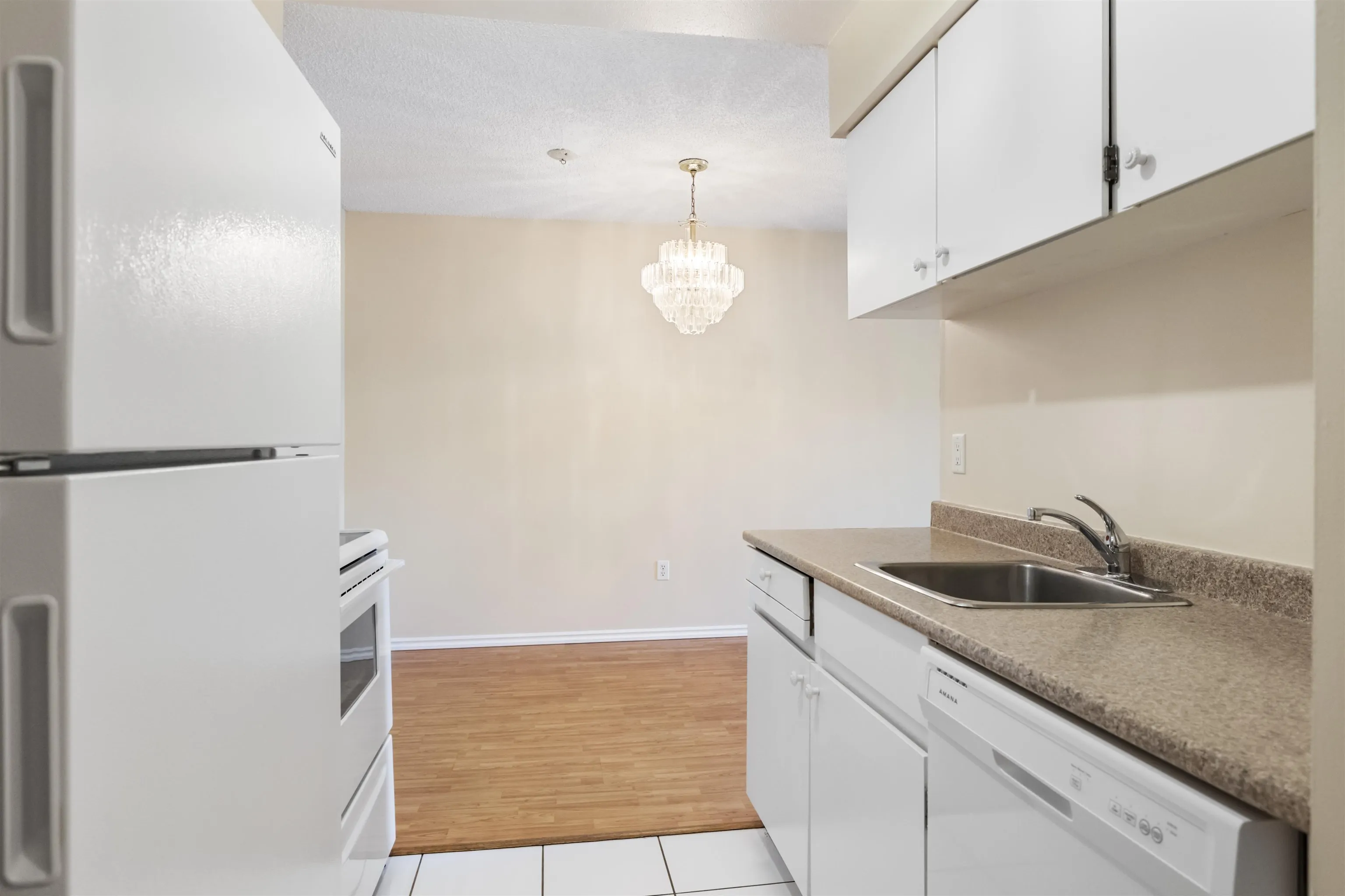 209 15268 100 Avenue
